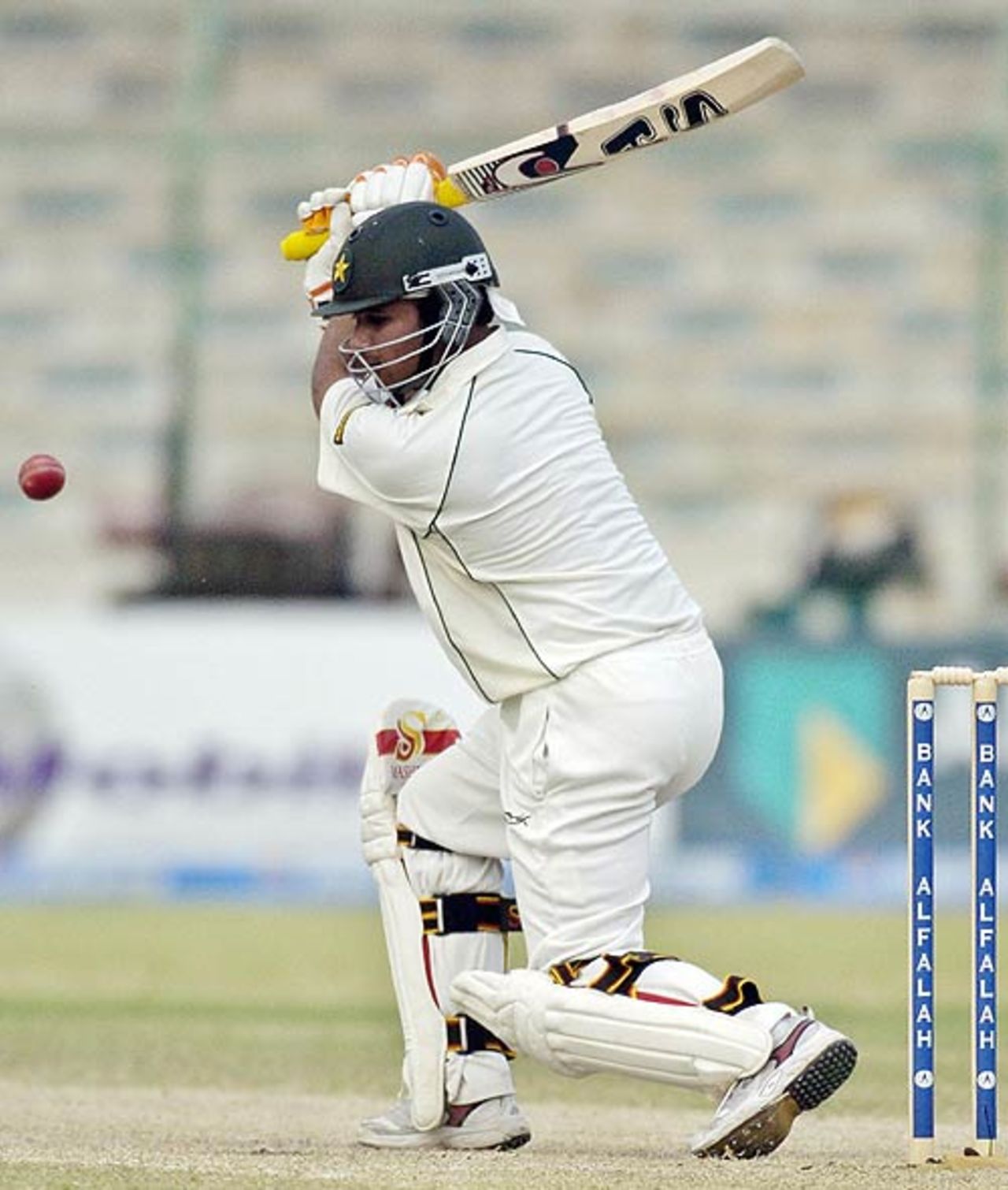 Imran Farhat square-drives during his laborious 20, Pakistan v West Indies, 3rd Test, Karachi, 3rd day, November 29, 2006 