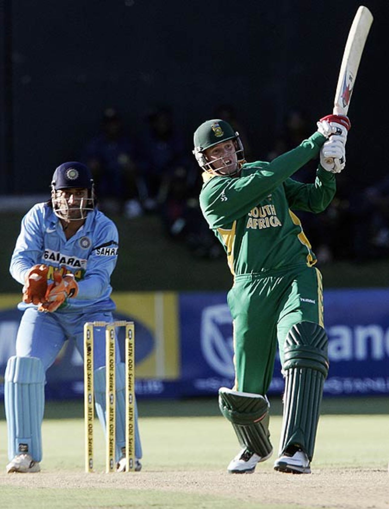 Shaun Pollock lofts down the ground during his 37, South Africa v India, 4th ODI, Port Elizabeth, November 29, 2006