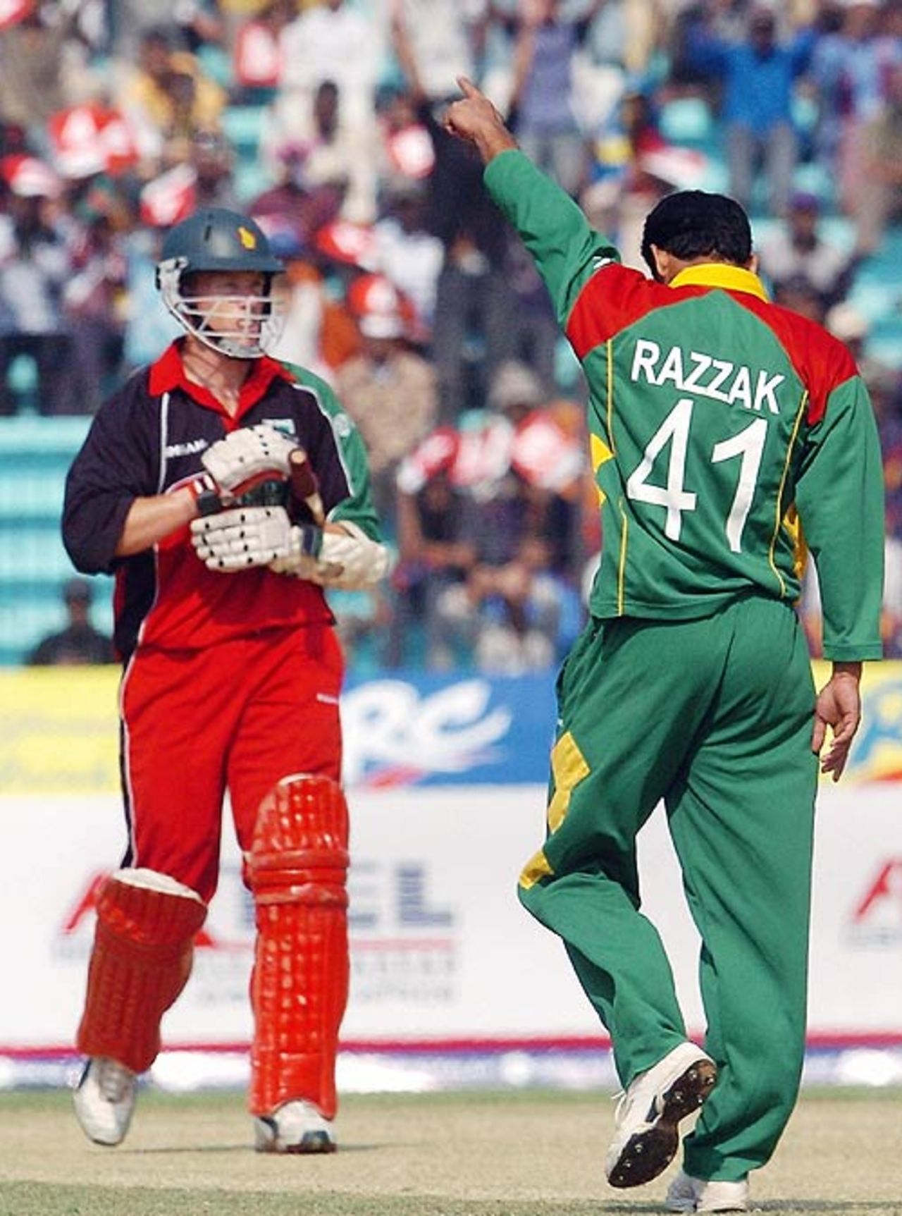 Abdur Razzak sends off Gary Brent at Khulna, Bangladesh v Zimbabwe, 1st ODI, Khulna, November 30, 2006