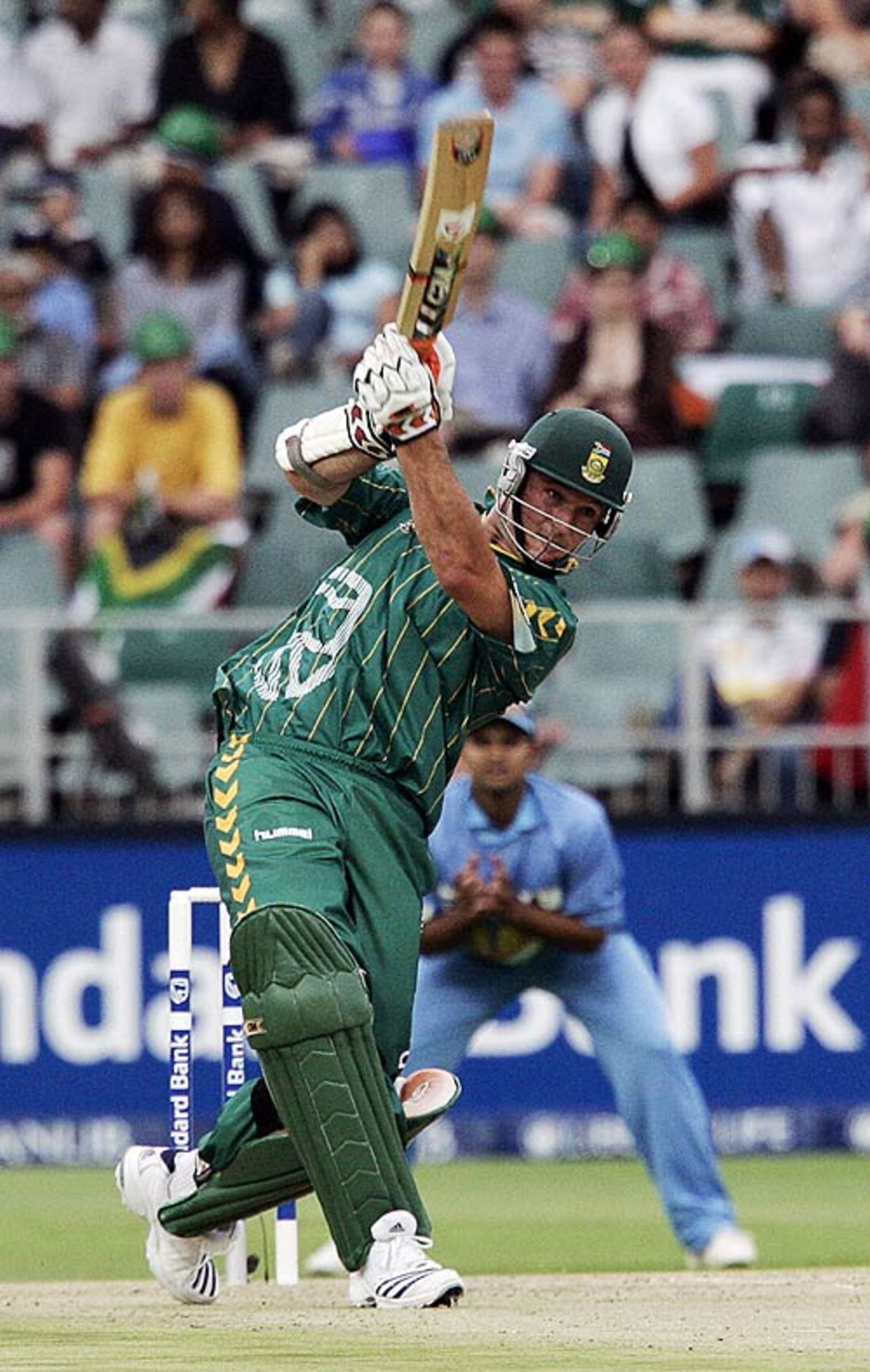 Graeme Smith drives during his 16, South Africa v India, Pro20, Johannesburg, December 1, 2006