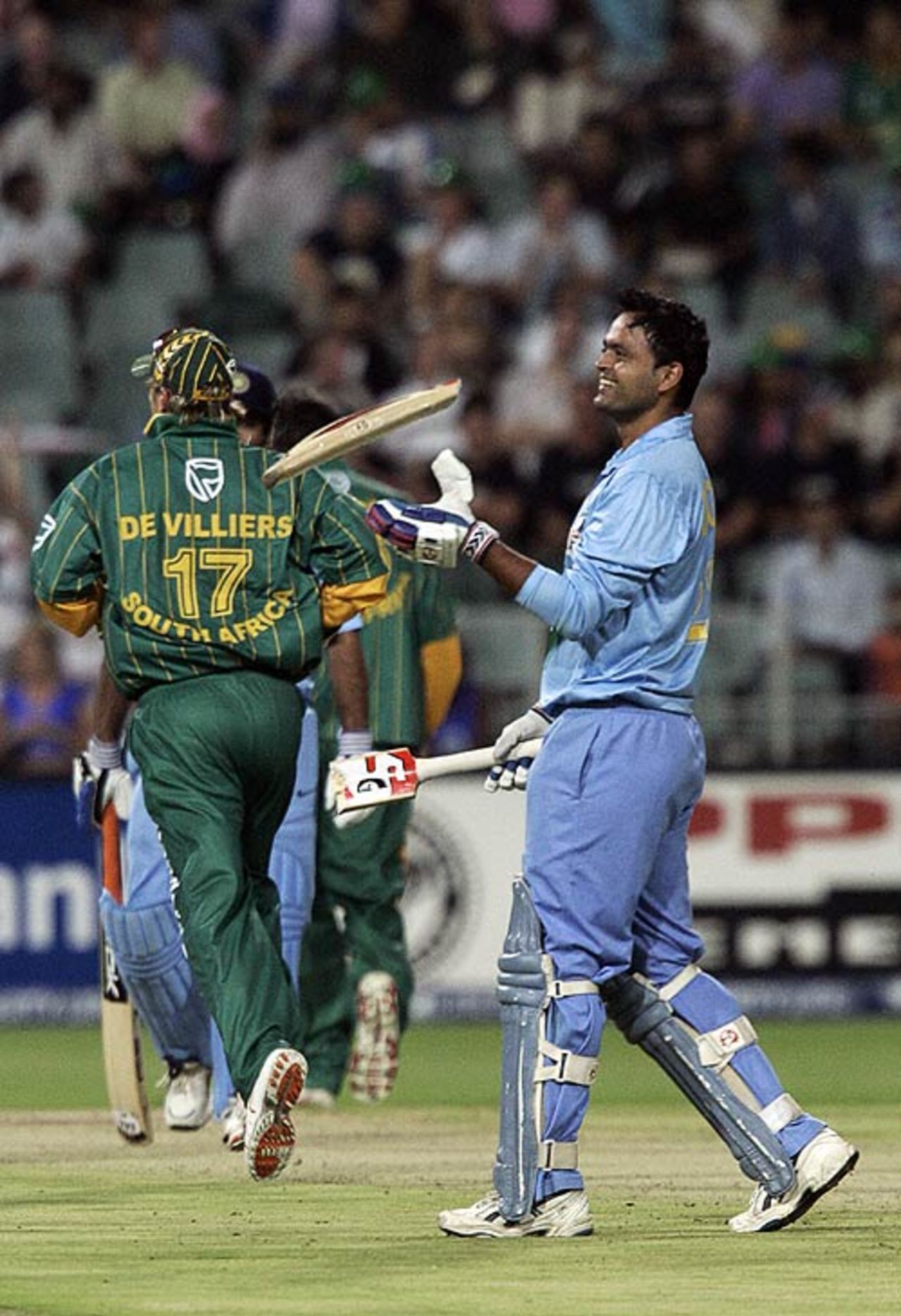 Dinesh Mongia broke his bat in half, South Africa v India, Pro20, Johannesburg, December 1, 2006