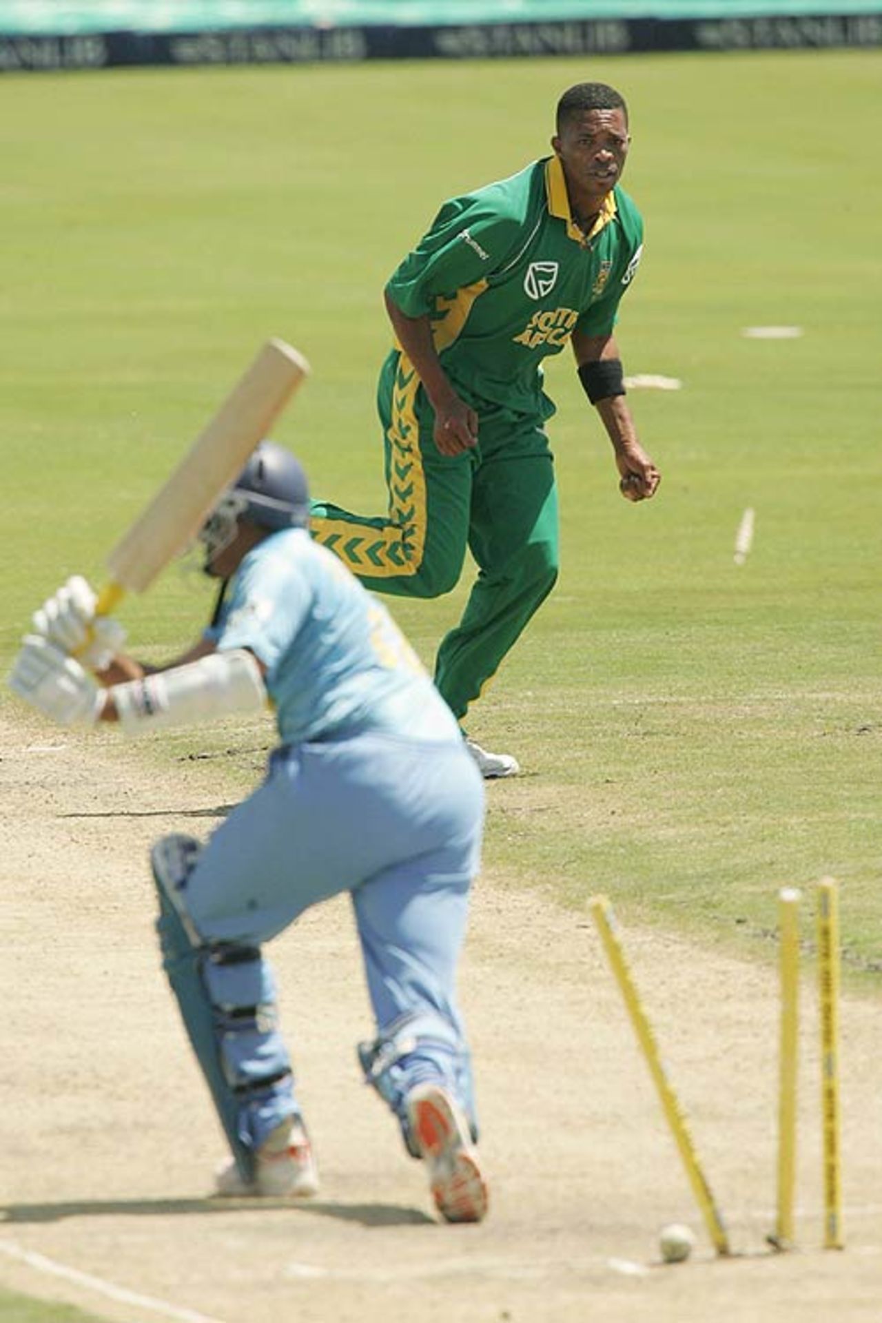 Makhaya Ntini splays Anil Kumble's stumps, South Africa v India, 5th ODI, Centurion, December 3, 2006