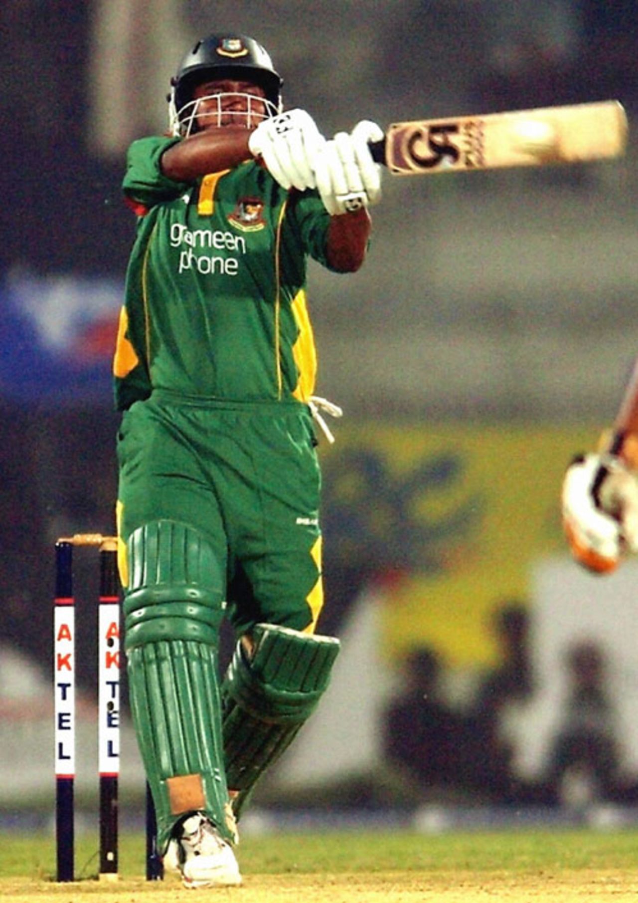 Shahriar Nafees continued his superb form against Zimbabwe, 2nd ODI: Bangladesh v Zimbabwe, Bogra, December 3, 2006