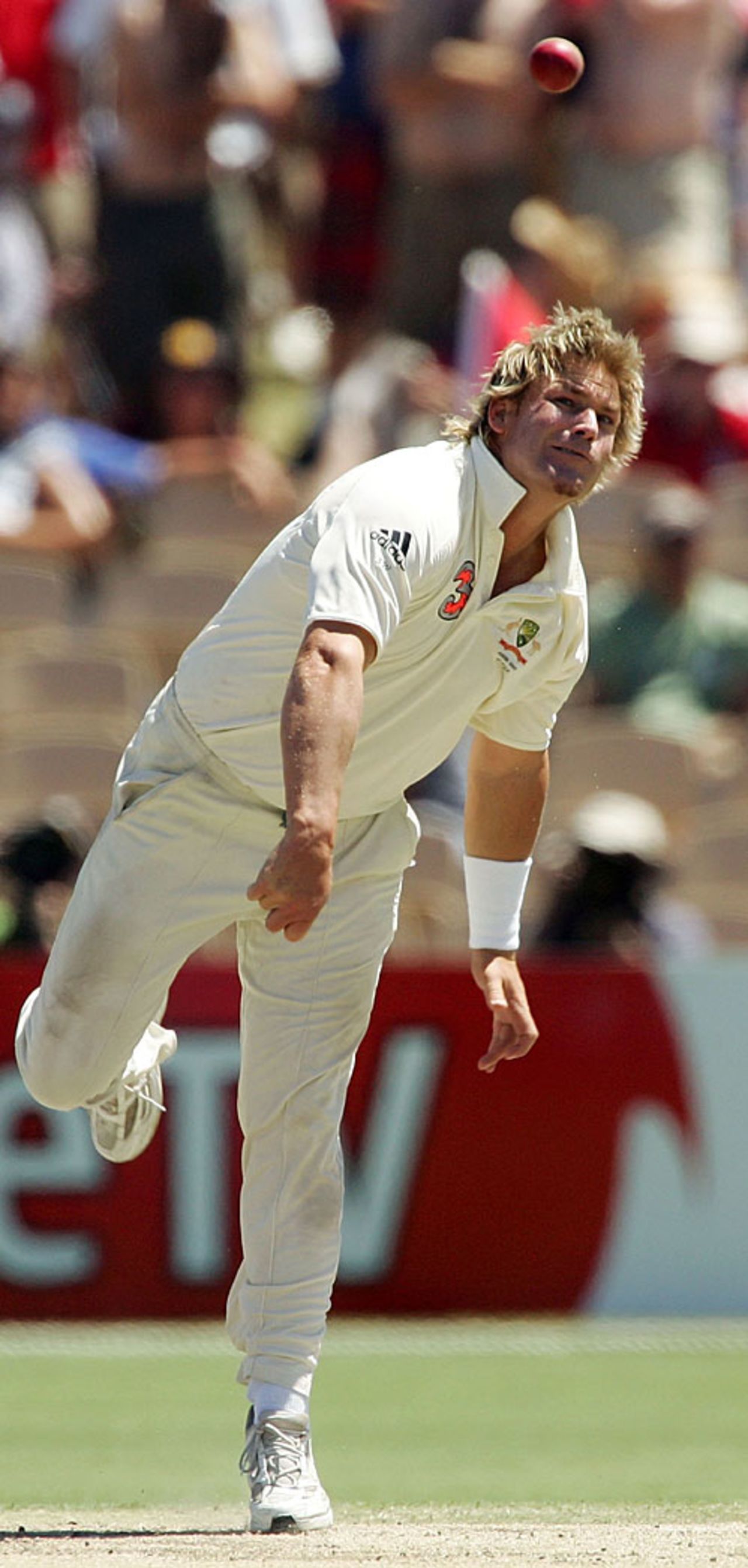 Shane Warne in action early on the final day, Australia v England, 2nd Test, Adelaide, December 4, 2006