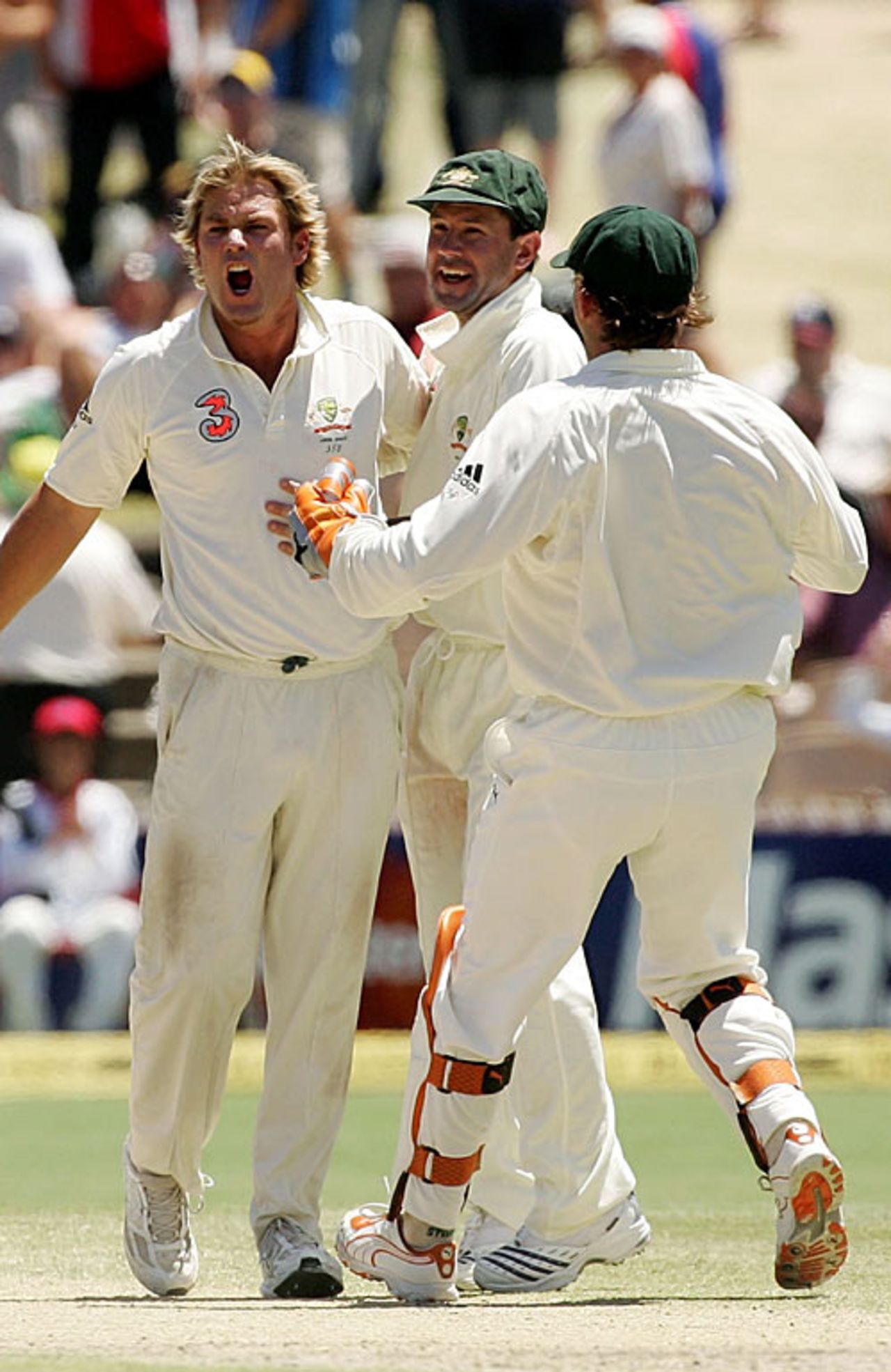 Shane Warne roars his delight in dismissing Kevin Pietersen, Australia v England, 2nd Test, Adelaide, December 5, 2006