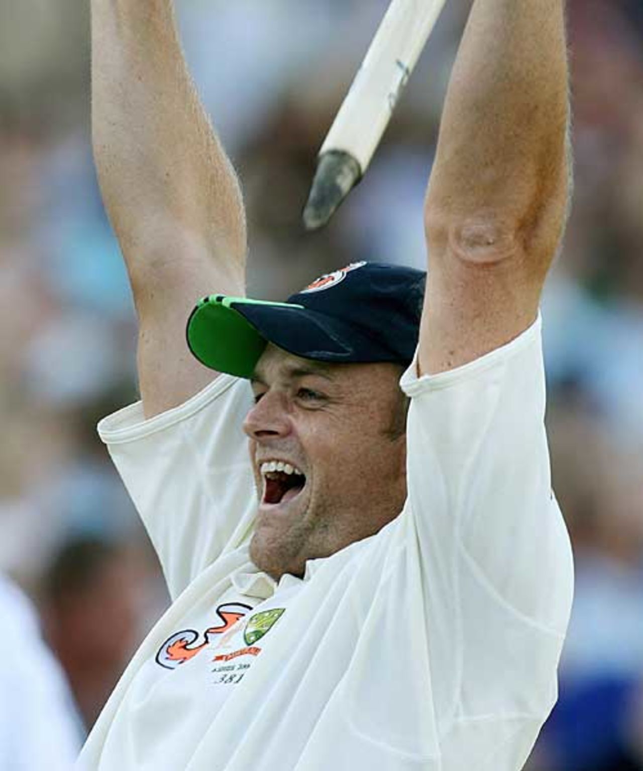 That winning feeling: Adam Gilchrist cheers towards the Australian fans, Australia v England, 2nd Test, Adelaide, December 5, 2006