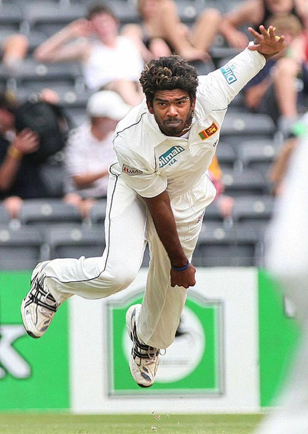 Lasith Malinga bowls at Christchurch, New Zealand v Sri Lanka, 1st Test, Christchurch, 1st day