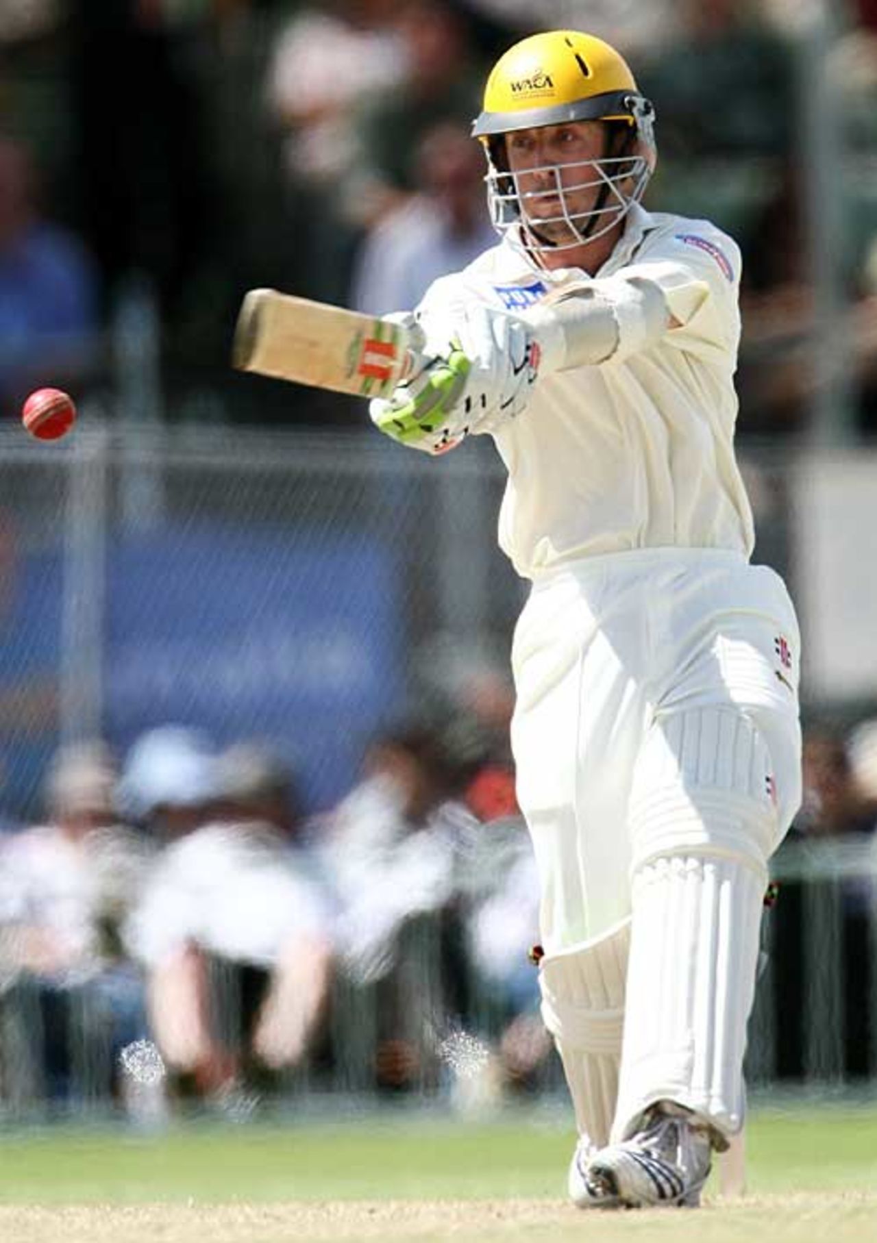 Luke Ronchi slams through the covers during his 89 off 49 balls, Cricket Australia Chairman's XI v England XI, Lilac Hill, Perth, December 8, 2006