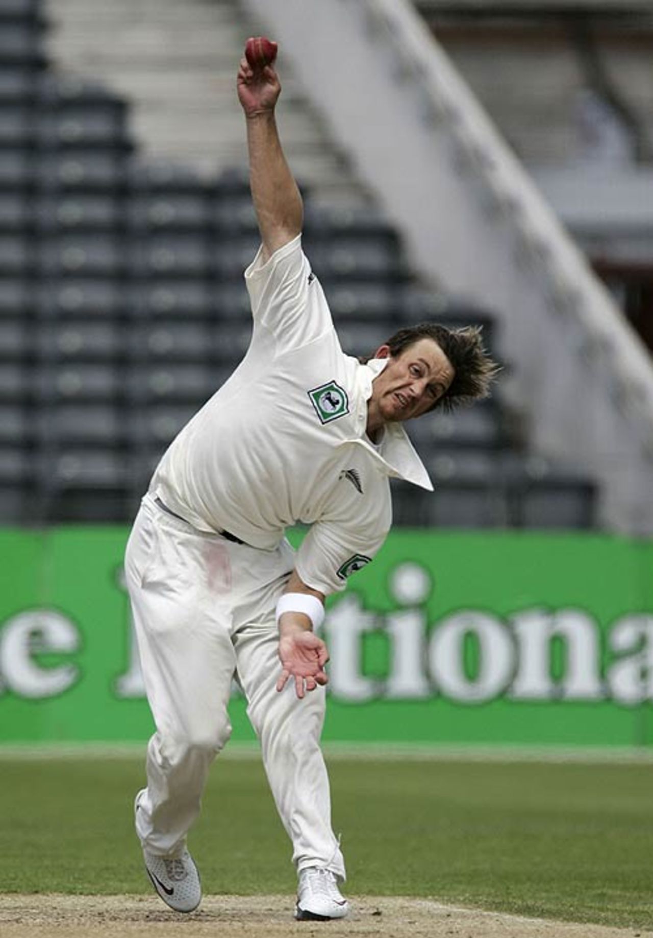 Shane Bond bowled poorly on the third day, New Zealand v Sri Lanka, 1st Test, Christchurch, 3rd day, December 9, 2006