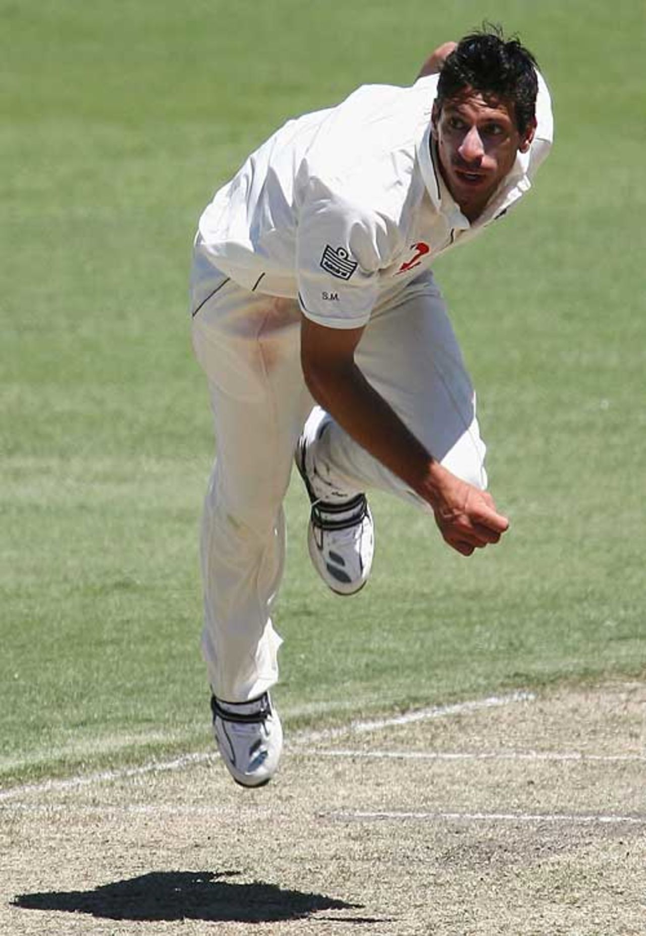 Sajid Mahmood took two quick wickets during the afternoon session, Western Australia v England XI, Perth, December 9, 2006
