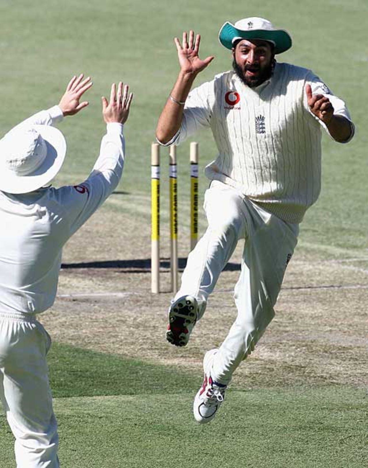 Monty Panesar celebrates his direct-hit run out of Aaron Heal, Western Australia v England XI, Perth, December 9, 2006