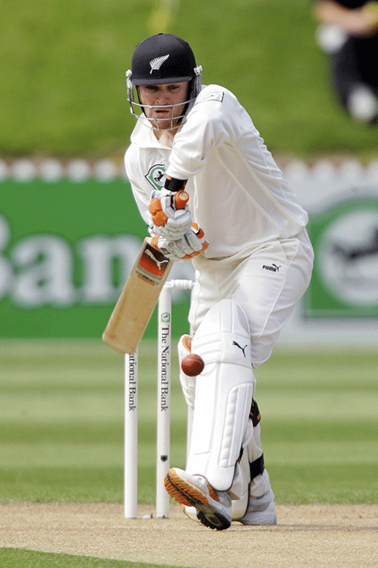 Brendon McCullum battled well for his 43 on the second morning, New Zealand v Sri Lanka, 2nd Test, Wellington, December 16, 2006