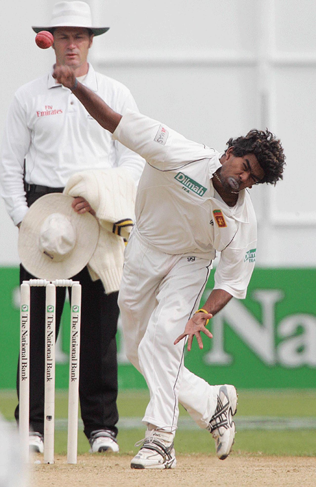 Lasith Malinga produced another hostile spell before stumps, New Zealand v Sri Lanka, 2nd Test, Wellington, December 17, 2006