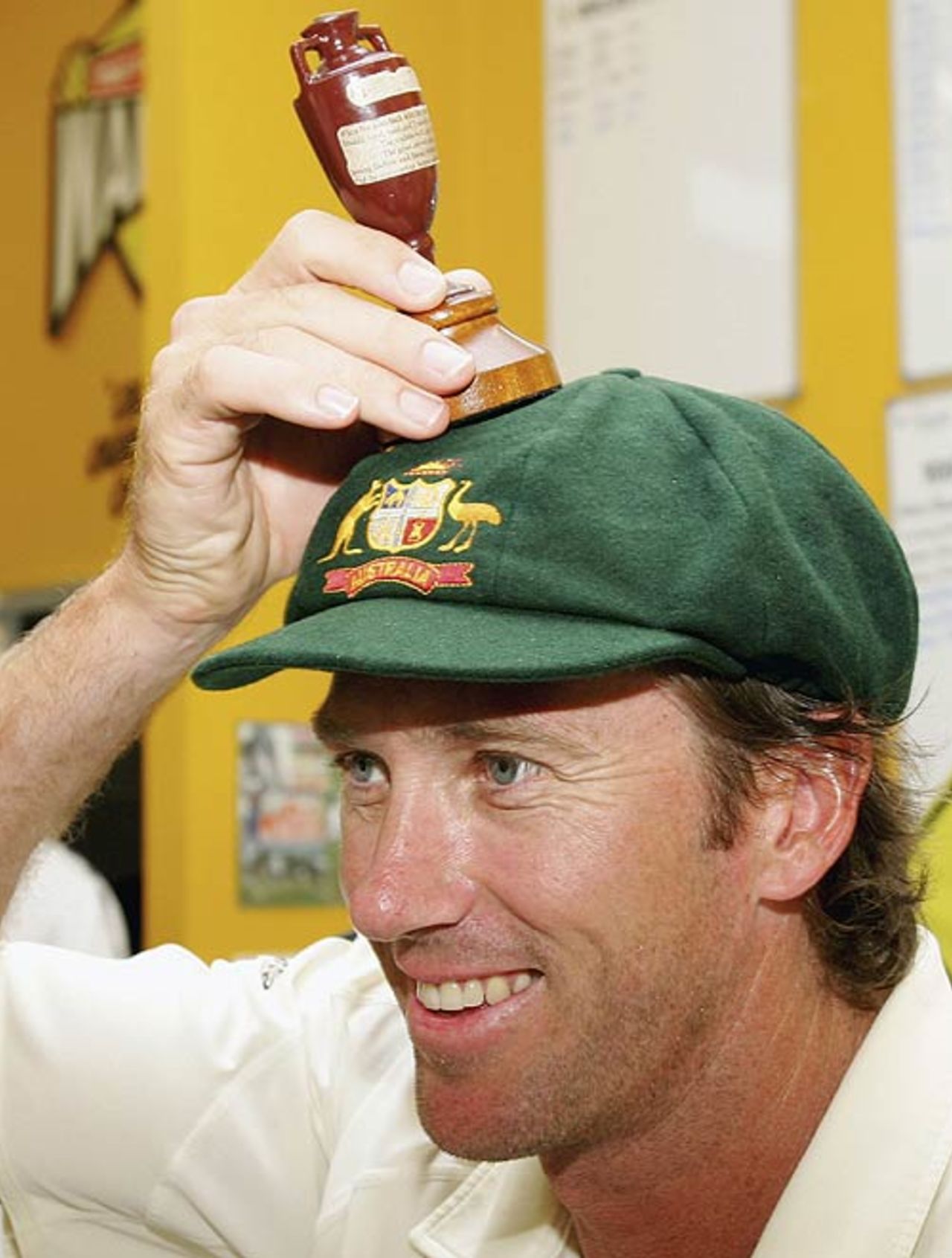 Glenn McGrath acts the fool celebrating Australias Ashes win, Australia v England, 3rd Test, Perth, December 18, 2006