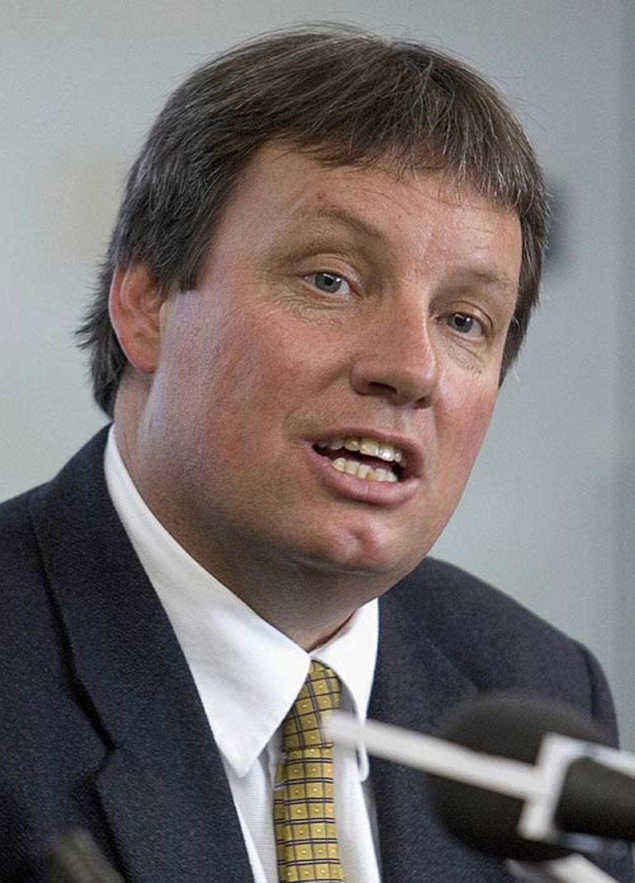 Martin Snedden, New Zealand Cricket chief executive, addresses the media after he announced that he would leave New Zealand Cricket in May to head the company organising the rugby World Cup 2011, December 19, 2006