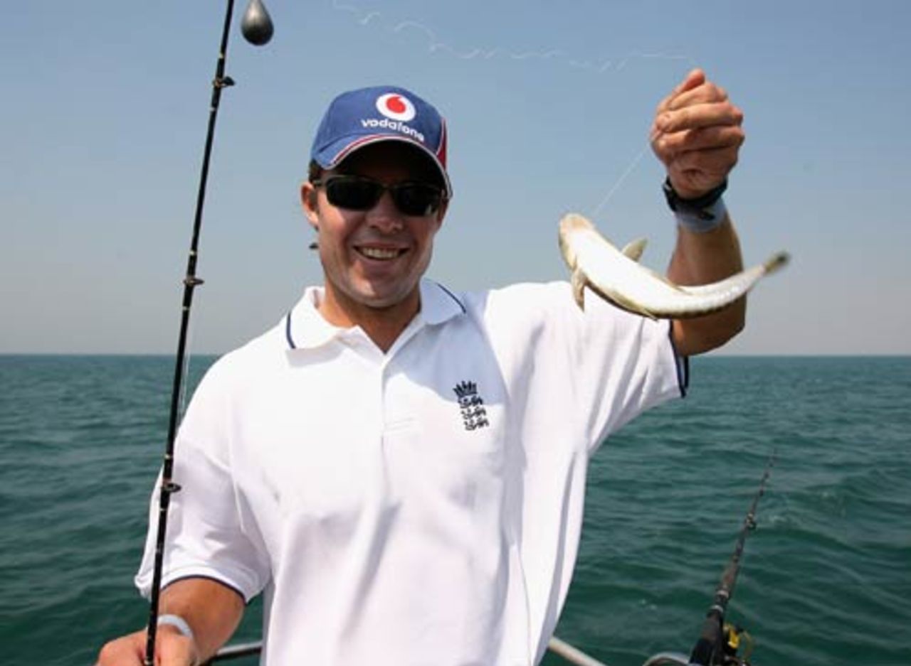 Geraint Jones unwinds on an England fishing trip, Melbourne, December 21, 2006