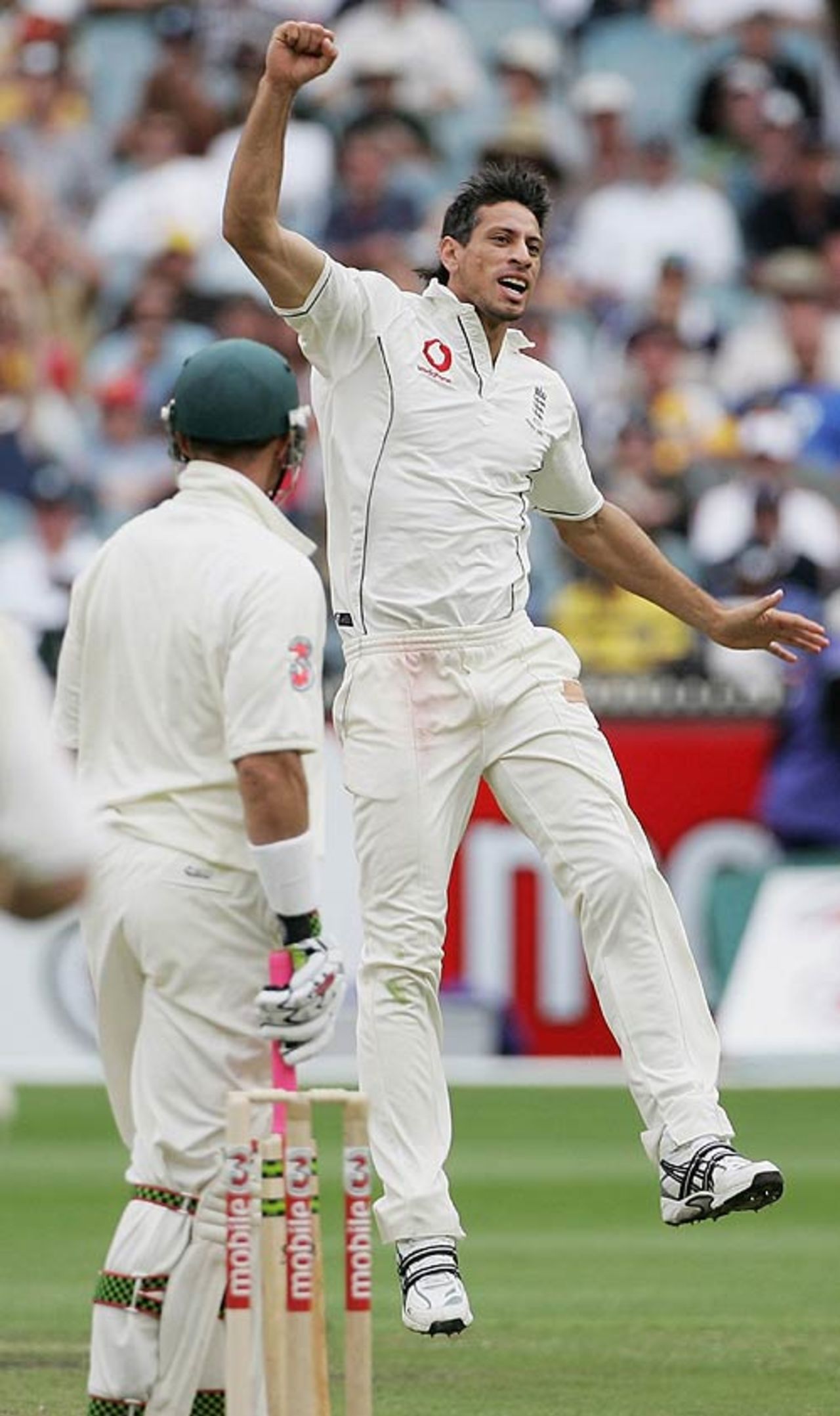 At last: Sajid Mahmood breaks a 279-run partnership by having Matthew Hayden caught behind, Australia v England, 4th Test, Melbourne, December 27, 2006