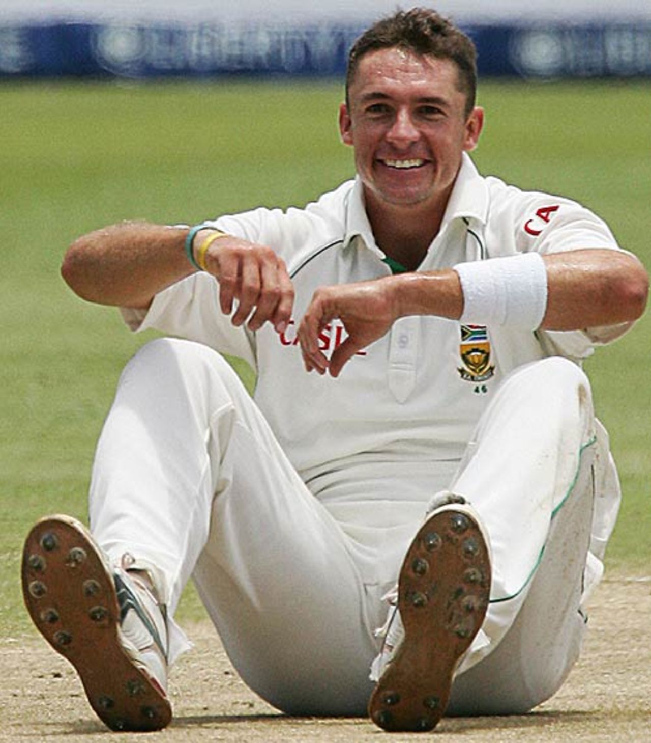 Andre Nel chuckles after falling over in his delivery stride, South Africa v India, 2nd Test, Durban, 2nd day, December 27, 2006
