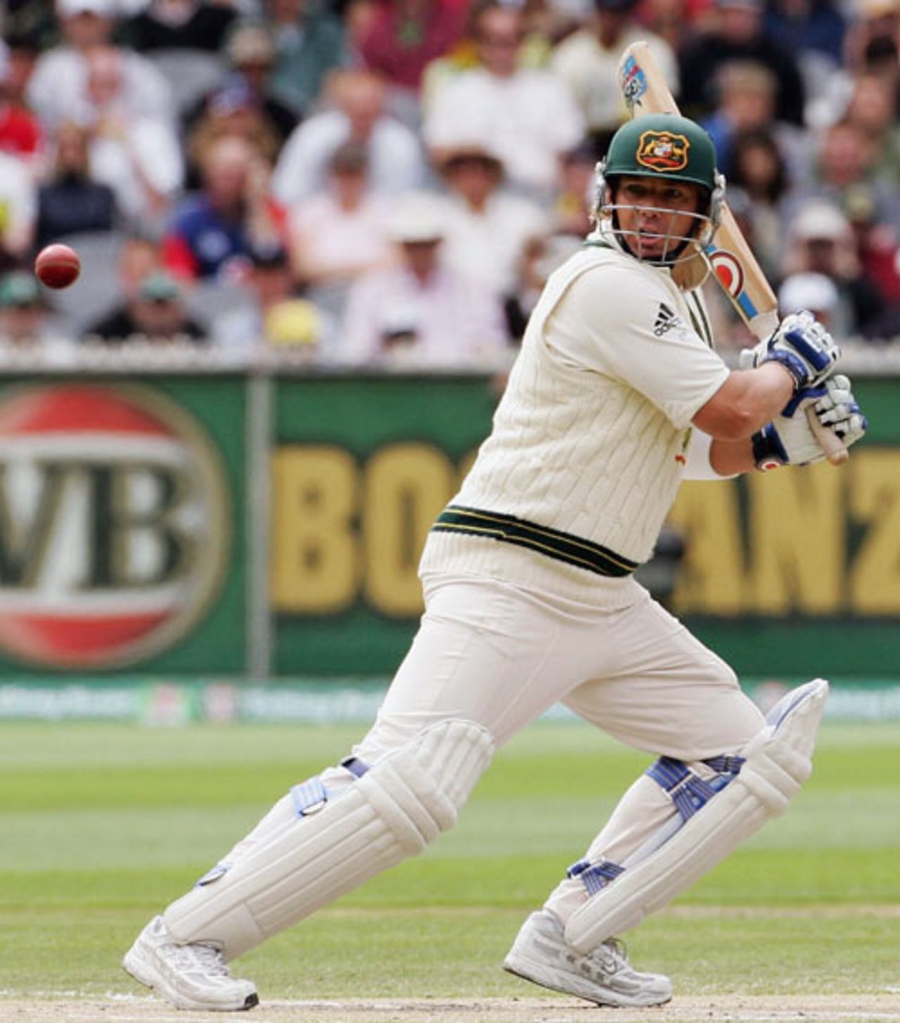 Shane Warne cuts loose in what could be his last innings at the MCG, Australia v England, 4th Test, Melbourne, December 28, 2006