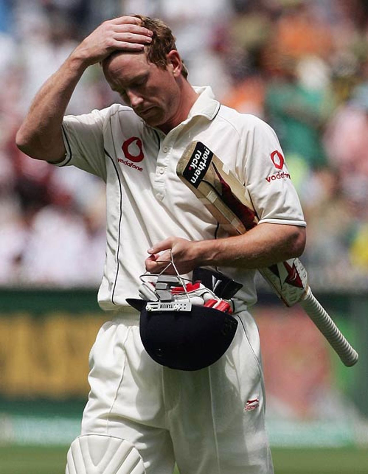 Paul Collingwood walks off the MCG after being caught for 16, Australia v England, 4th Test, Melbourne, December 28, 2006