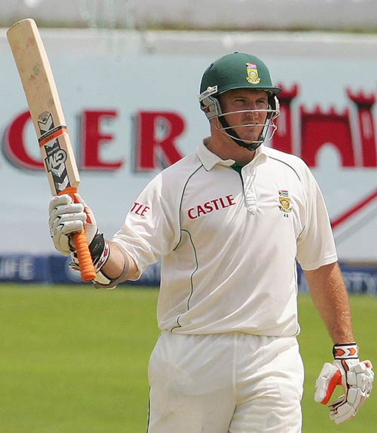 Graeme Smith celebrates his fifty, South Africa v India, 2nd Test, Durban, 4th day, December 29, 2006