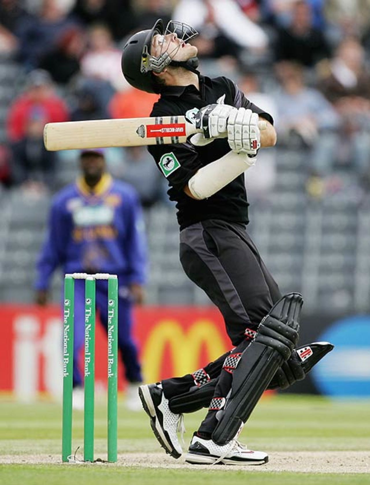 Daniel Vettori skies a catch to Kumar Sangakkara, New Zealand v Sri Lanka, 3rd ODI, Christchurch, January 2, 2007