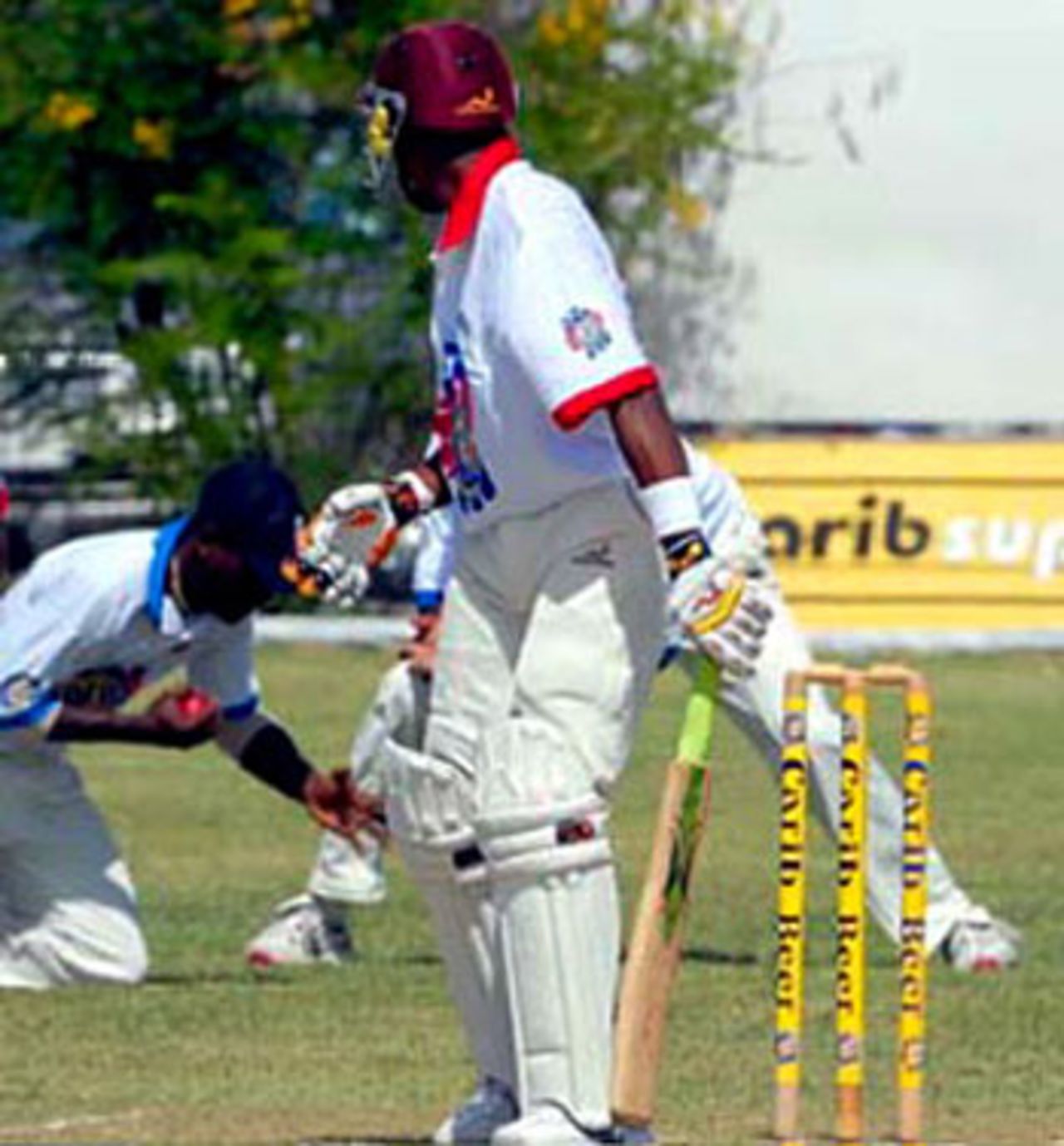 Dale Richards clutches a catch at second slip to remove Trinidad's Dwayne Bravo off the bowling of Dwayne Smith, Barbados v Trinidad & Tobago, Carib Beer Series, Crab Hill, Barbados, January 4, 2007
