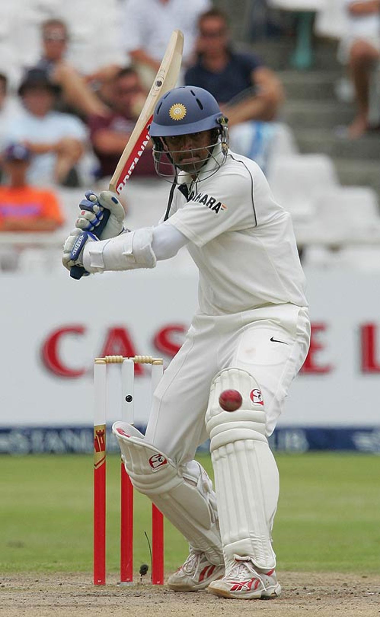 Rahul Dravid lines up to pull, South Africa v India, 3rd Test, Cape Town, 4th day, January 5, 2007