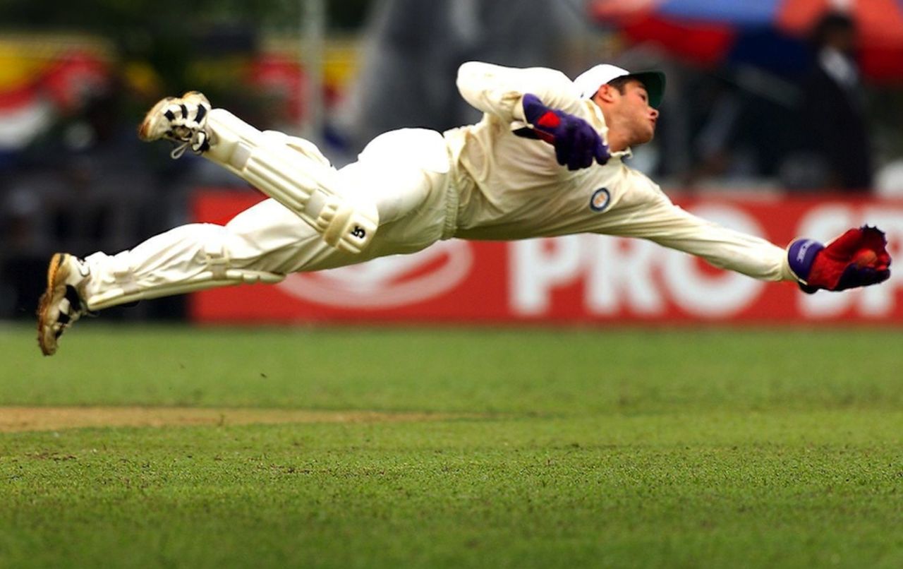 Mark Boucher displays his athleticism behind the stumps, 1st semi-final, South Africa v Sri Lanka, XVI Commonwealth Games, Kuala Lumpur, September 16, 1998