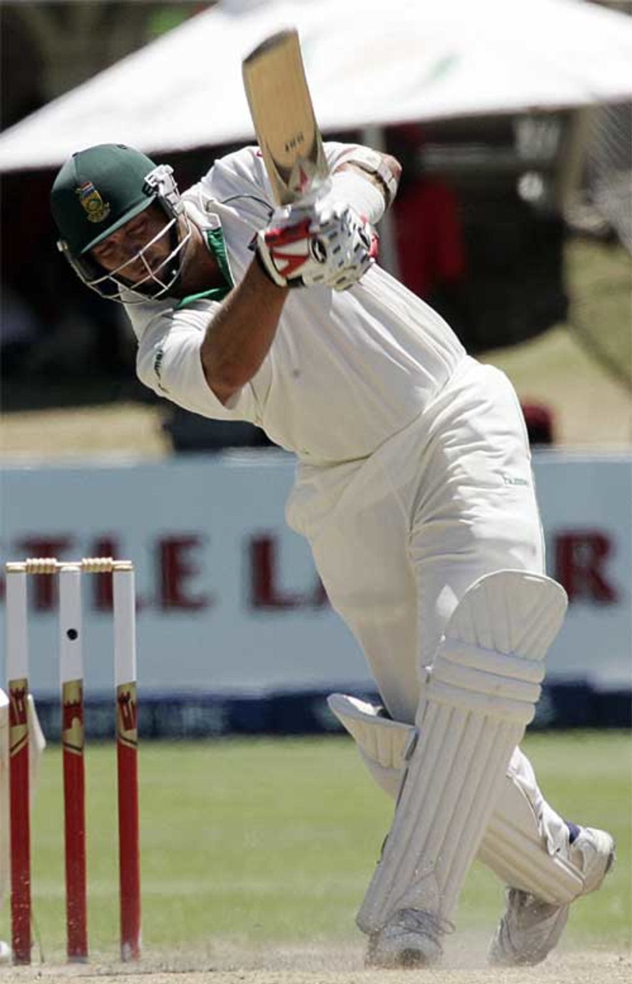 Jacques Kallis missed out on a century, South Africa v Pakistan, 2nd Test, Port Elizabeth, January 21, 2007