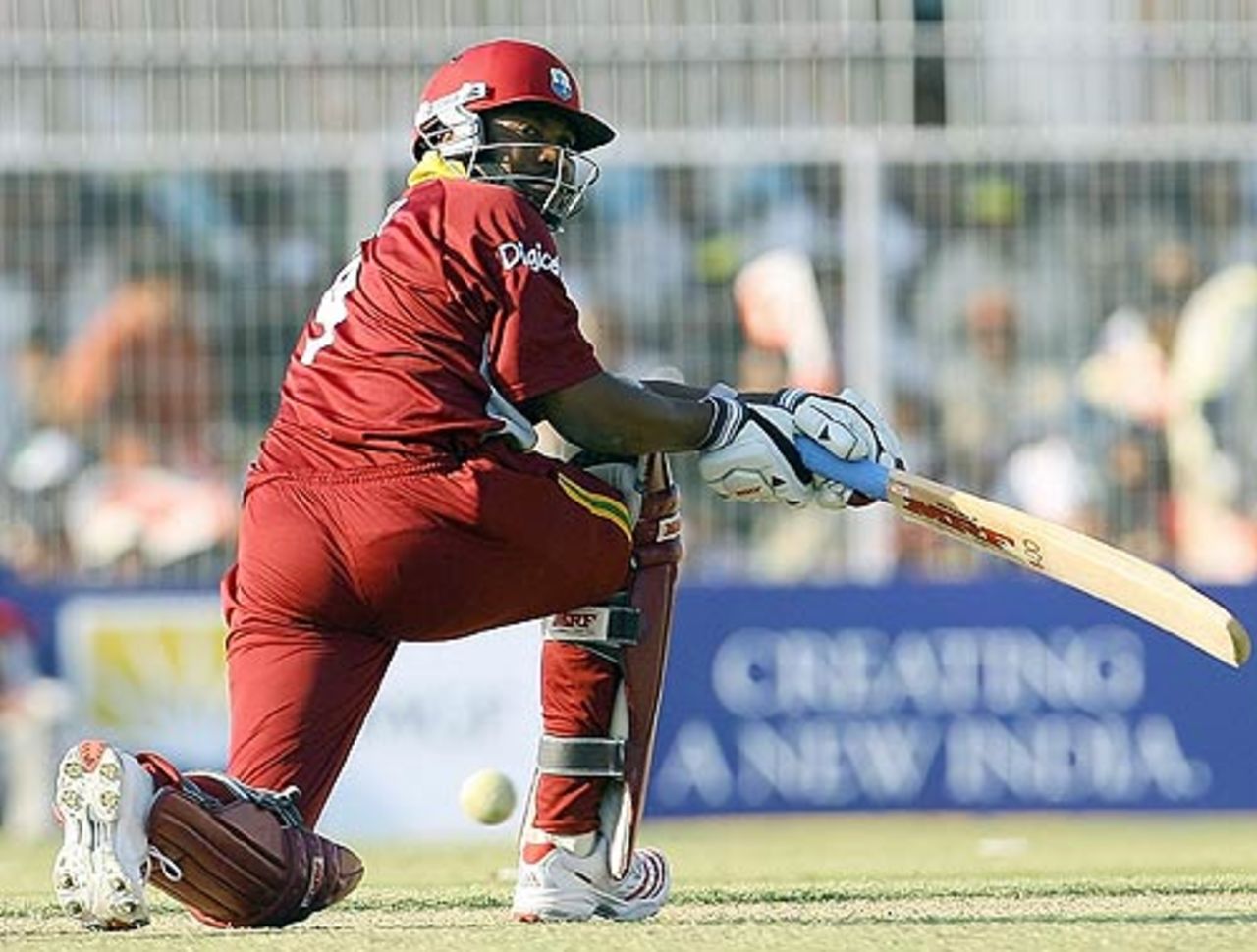 Brian Lara scored 31 off 23 balls and added 66 with Shivnarine Chanderpaul , India v West Indies, 1st ODI, Nagpur, January 21, 2007