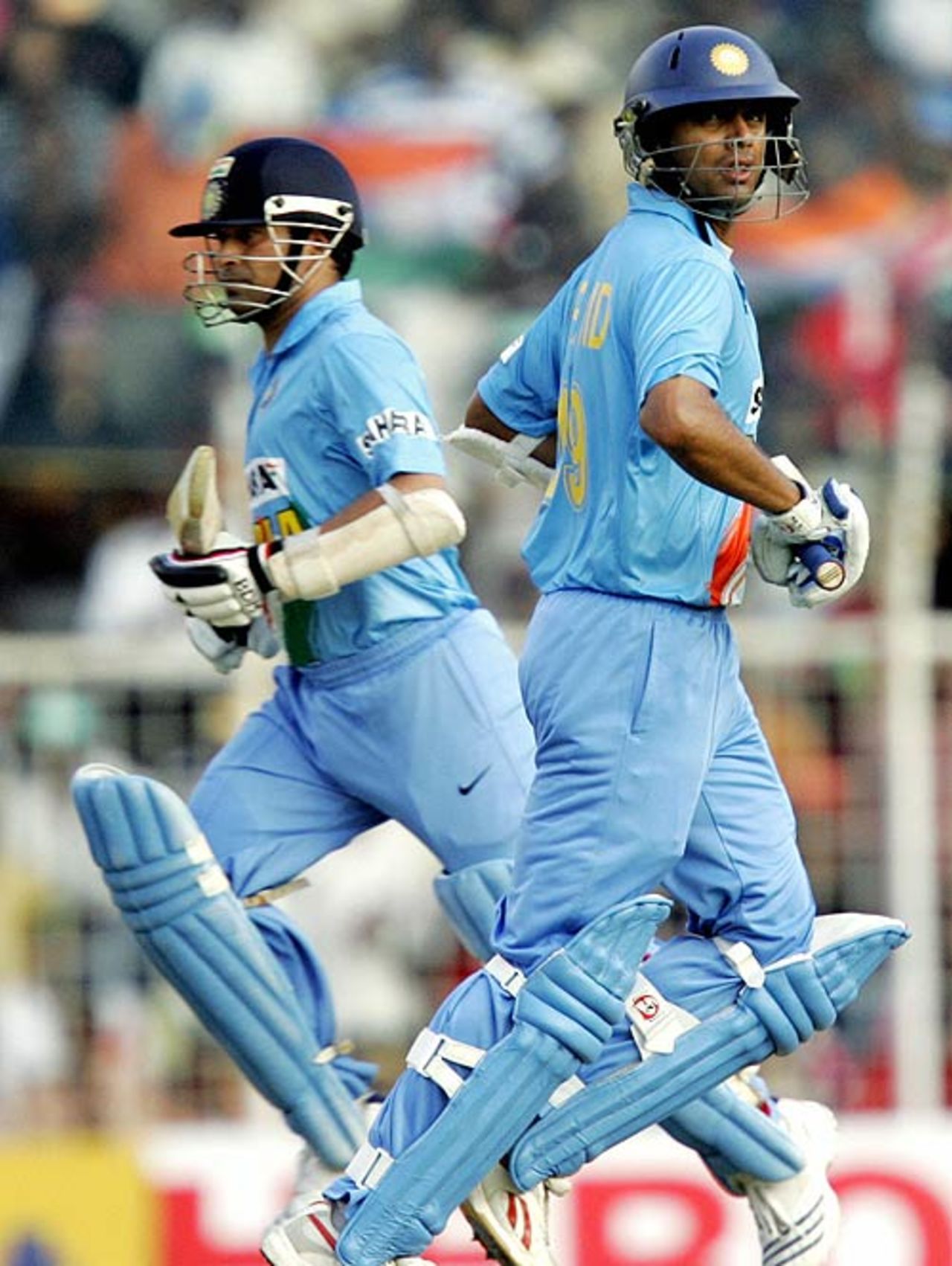 Rahul Dravid and Sachin Tendulkar added 106 for the third wicket, India v West Indies, 3rd ODI, Chennai, January 27, 2007