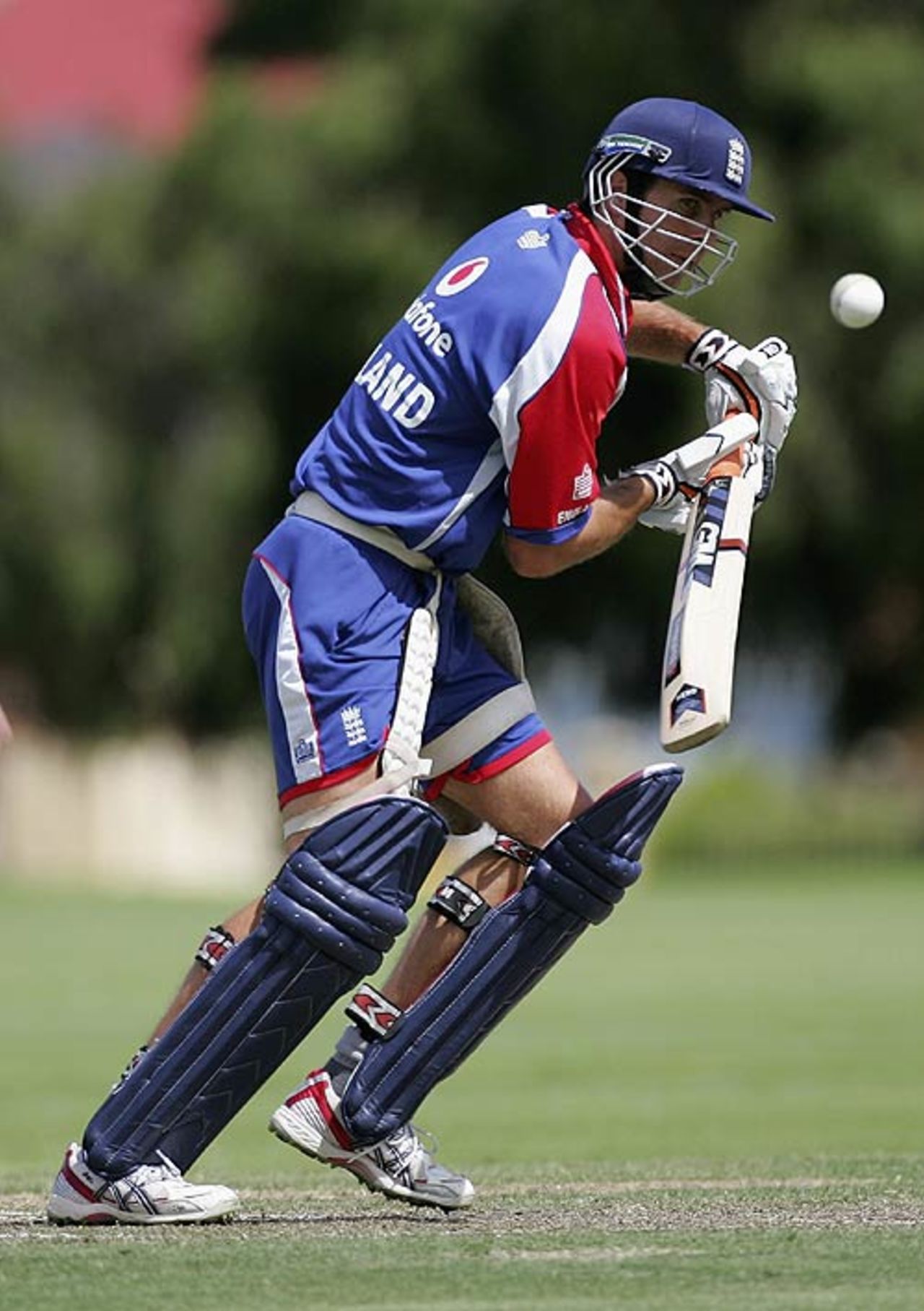 Michael Vaughan gets back into the swing of batting at England's training session, Perth, January 28, 2007