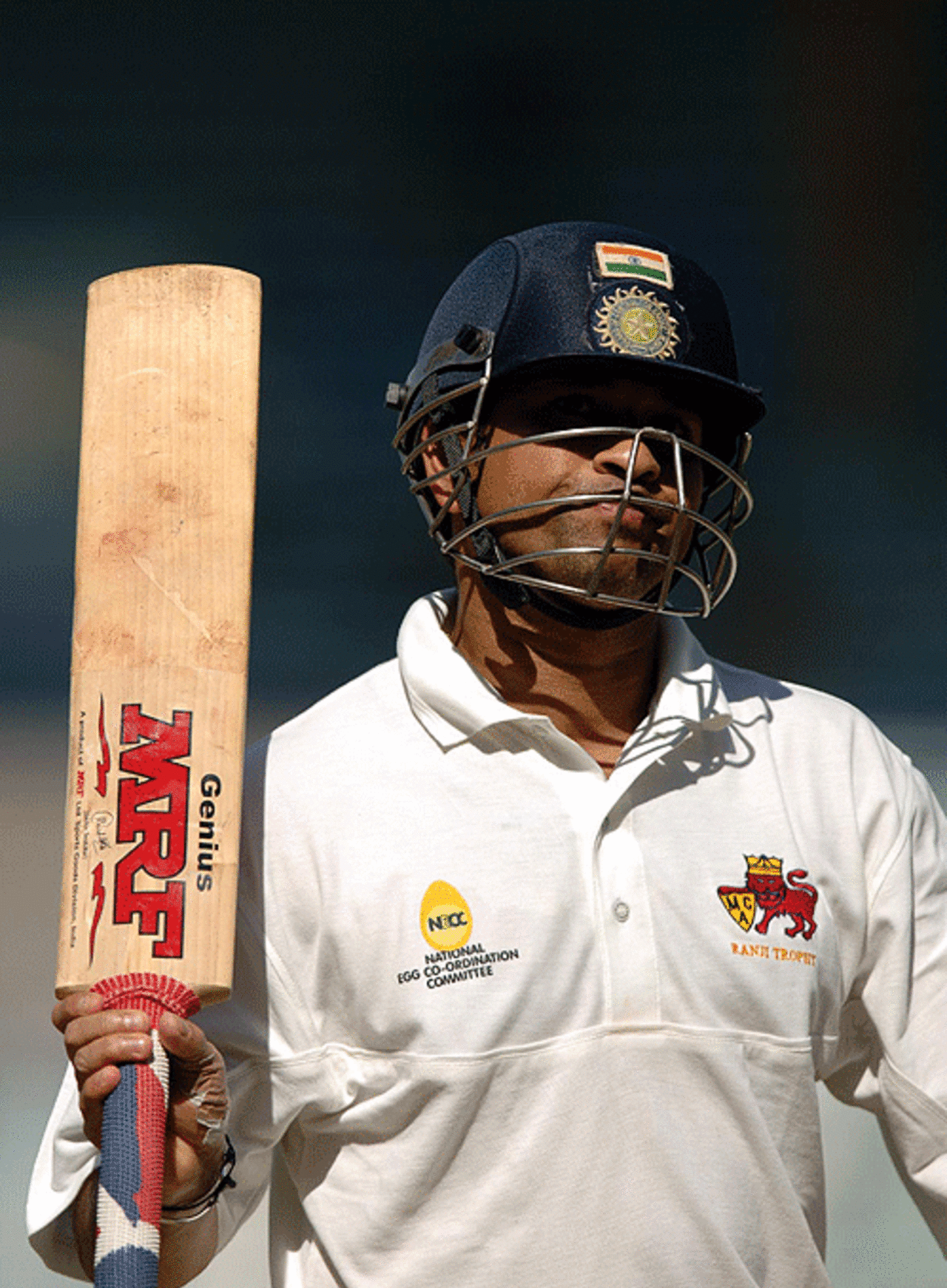 Sachin Tendulkar leaves the field after a 129-ball 105 against Bengal, Ranji Trophy Super League Final: Mumbai v Bengal, Mumbai, Feb 2, 2007
