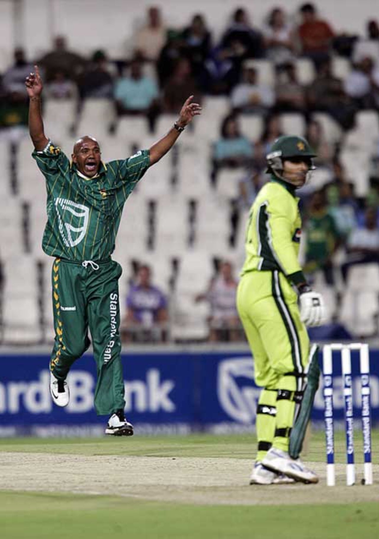 Roger Telemachus produced a superb spell and removed Abdul Razzaq, South Africa v Pakistan, Twenty20, Johannesburg, February 2, 2007