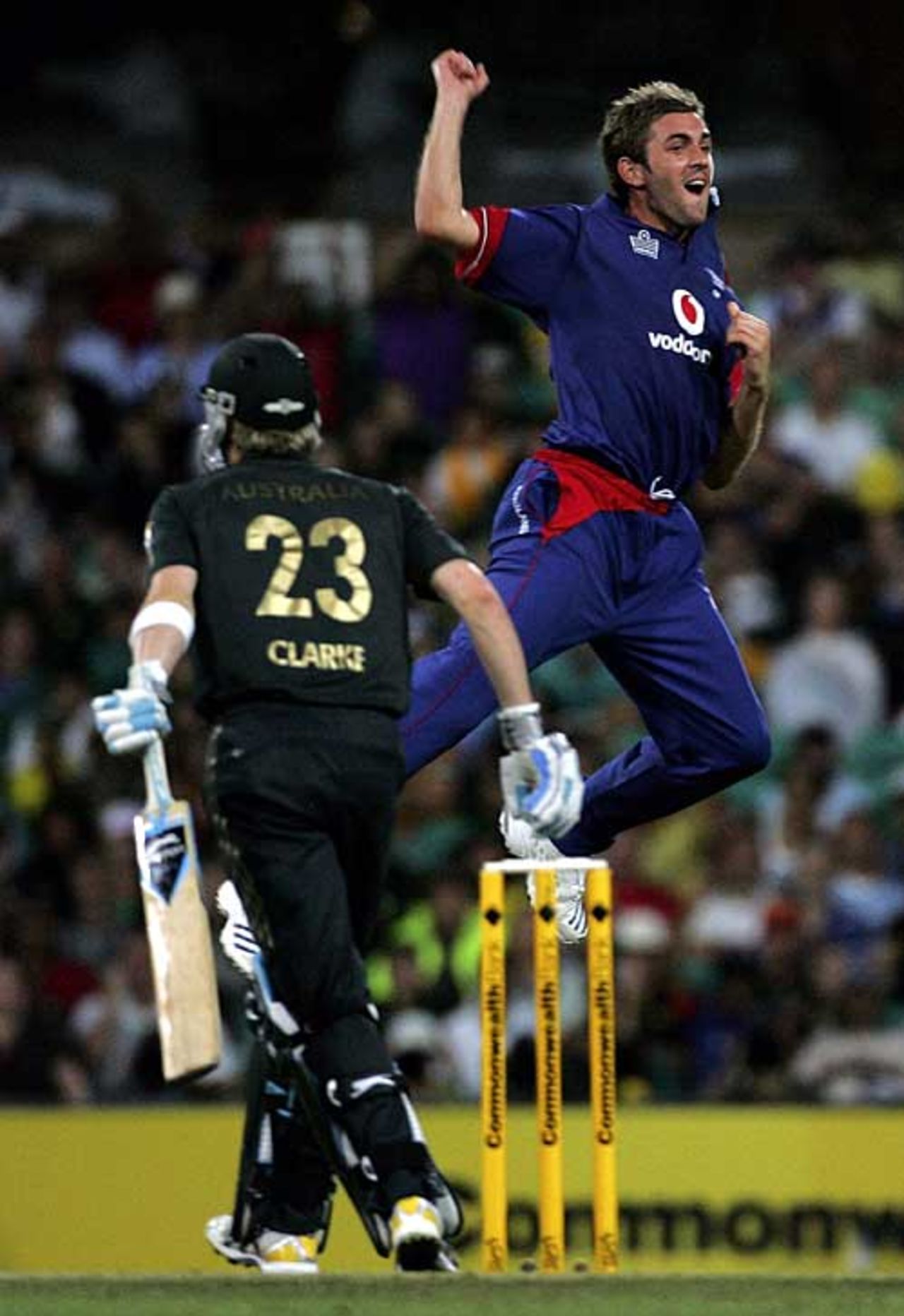 Liam Plunkett adds Michael Clarke to his list of victims, Australia v England, CB Series, 2nd final, Sydney, February 11, 2007