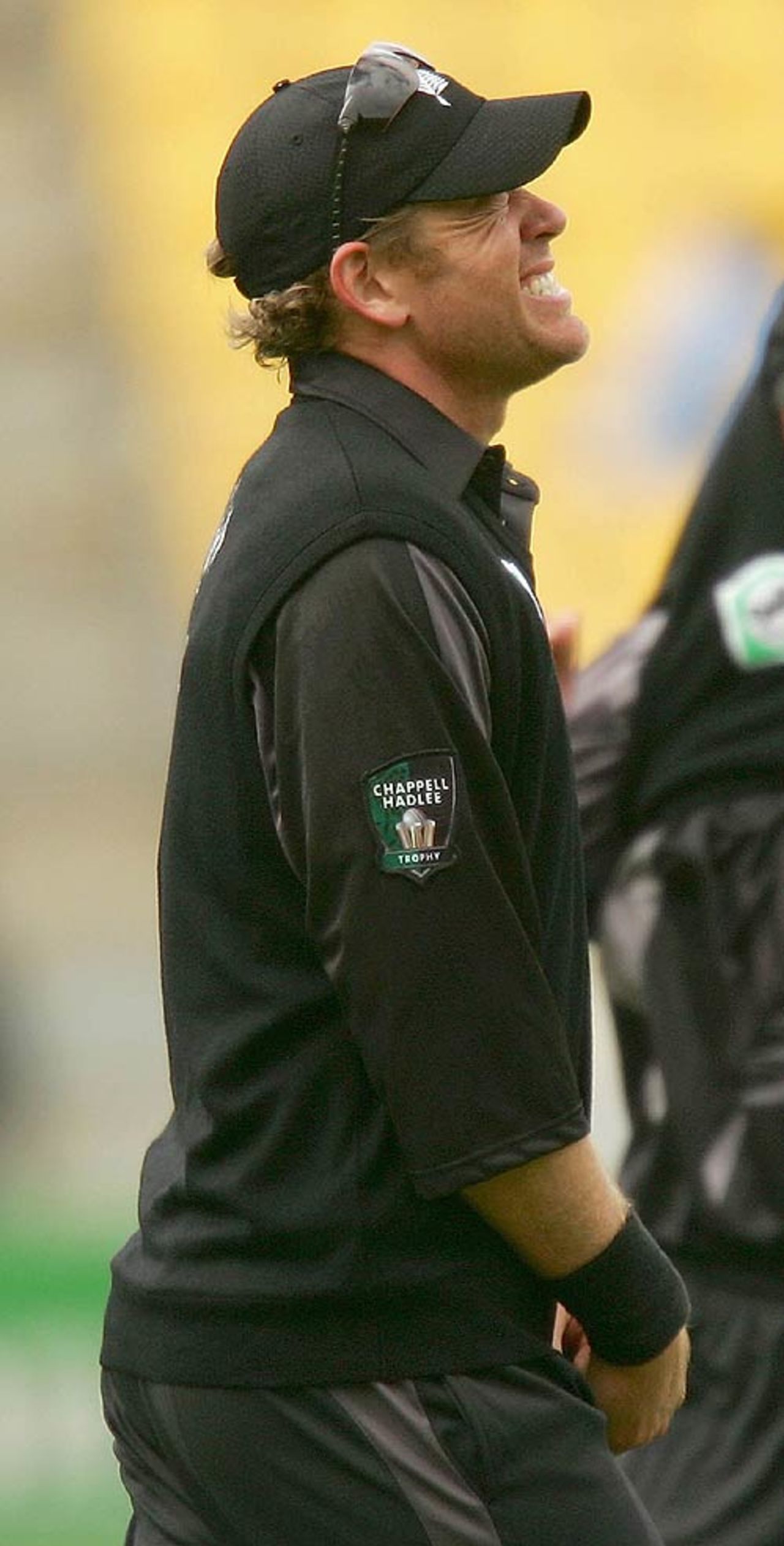 Jacob Oram fractured his left ring finger while taking a catch, New Zealand v Australia, Chappell-Hadlee Trophy, 1st match, Wellington, February 16, 2007