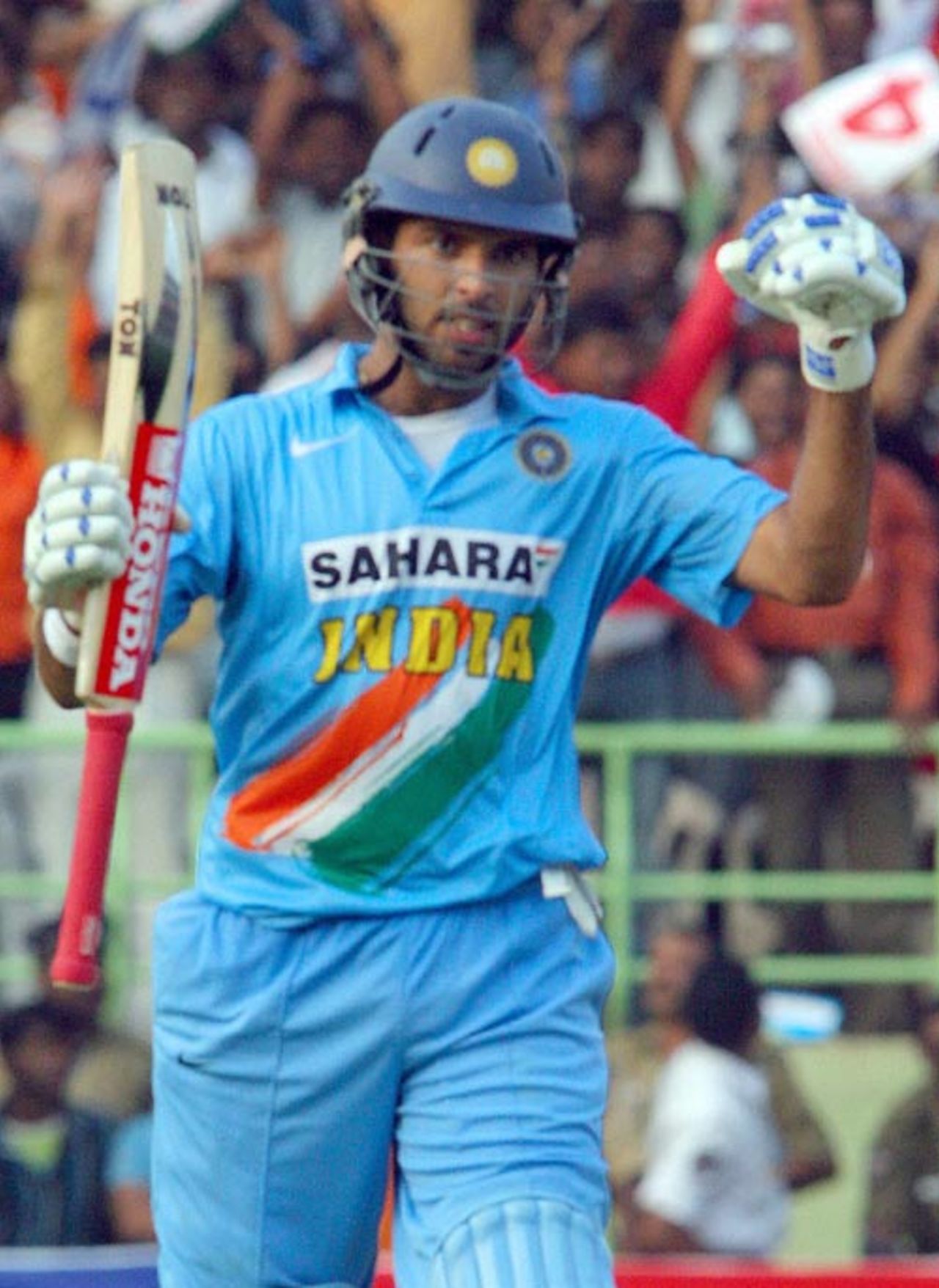 Yuvraj Singh celebrates India's victory, India v Sri Lanka, 4th ODI, Visakhapatnam, February 17, 2007