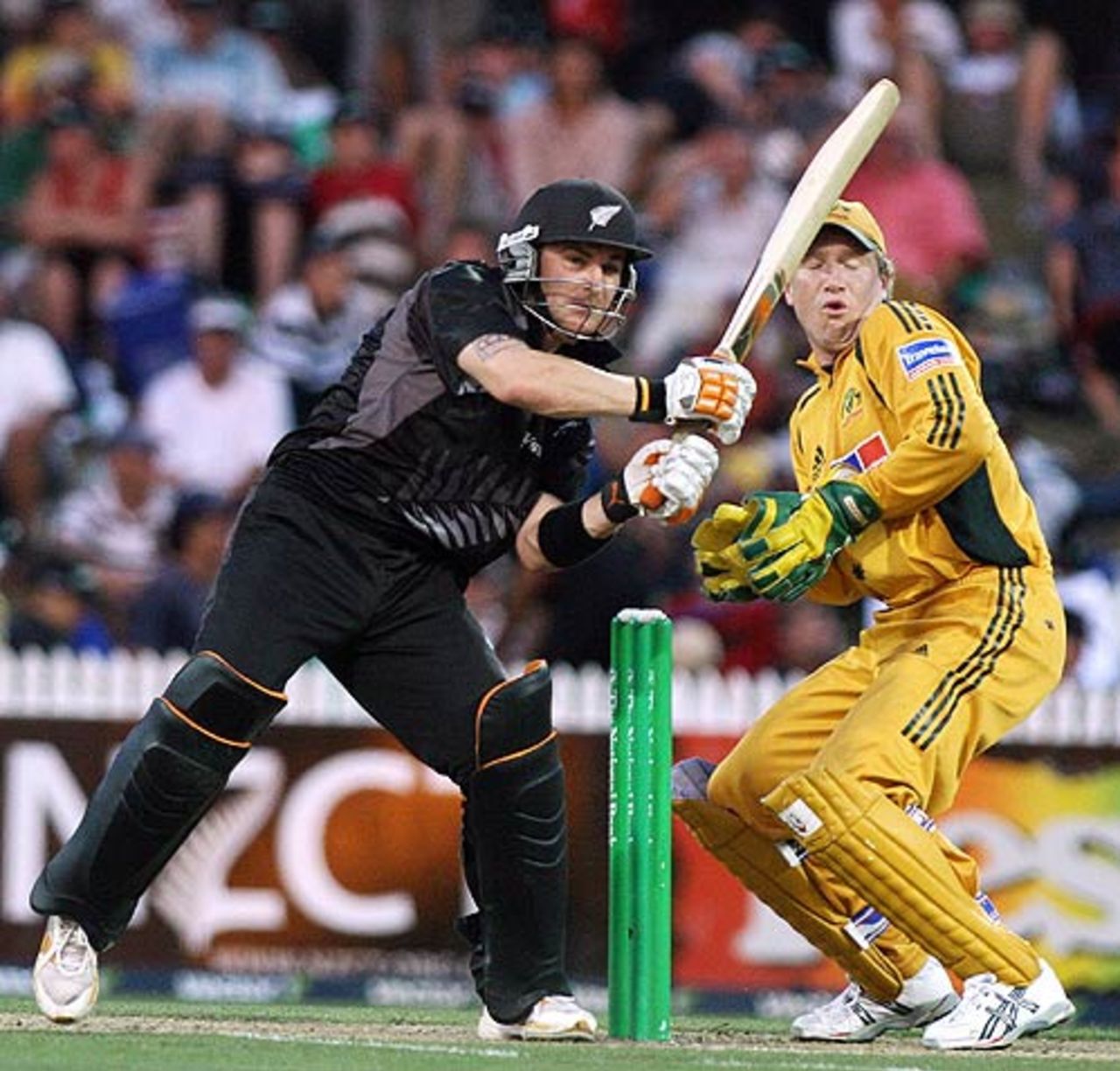 Brendon McCullum pulls this one with disdain, New Zealand v Australia, Chappell-Hadlee Trophy, 3rd match, Hamilton, February 20, 2007