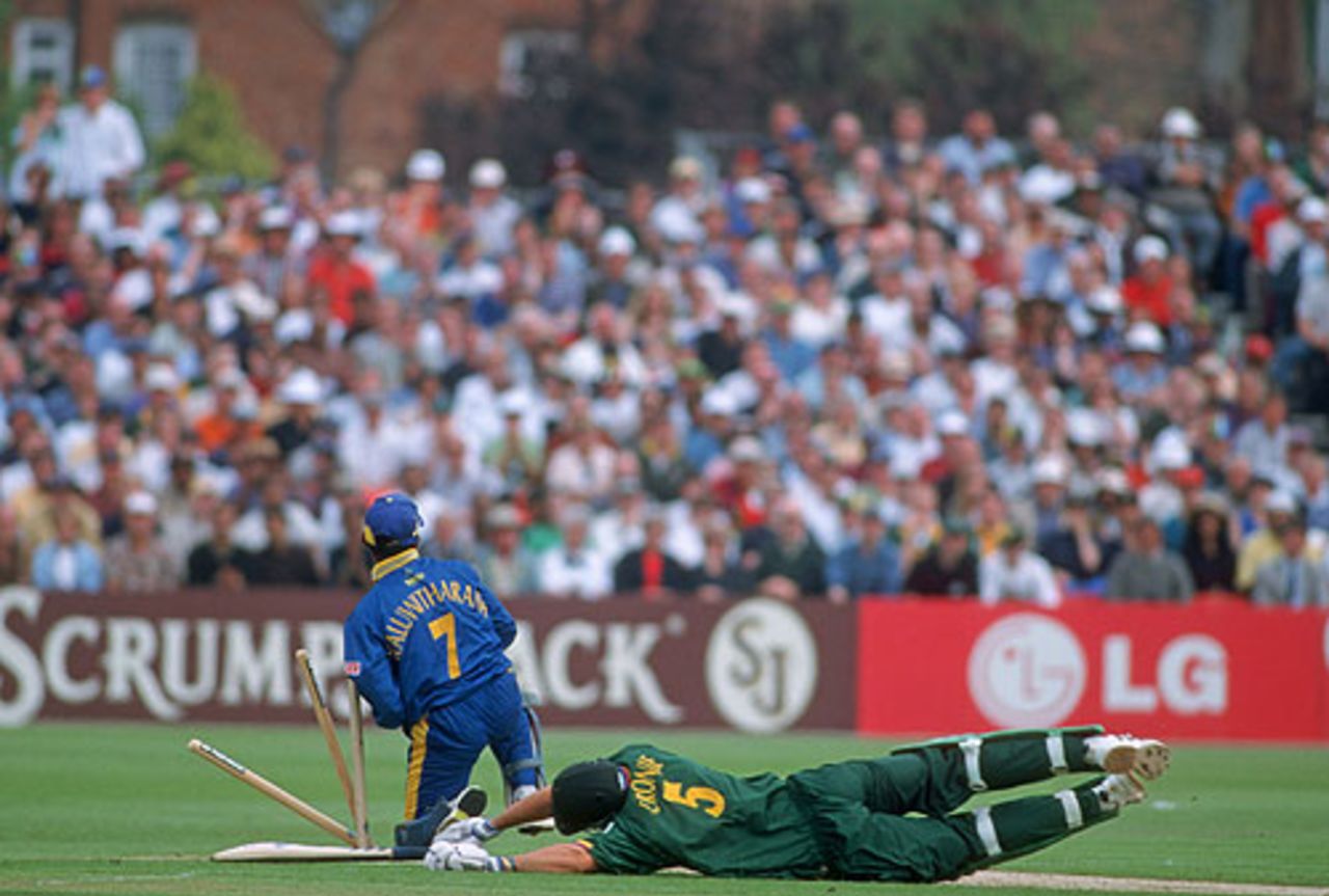 Hansie Cronje is run out by Romesh Kaluwitharana, 9th match: South Africa v Sri Lanka, World Cup, Northampton, May 19, 1999