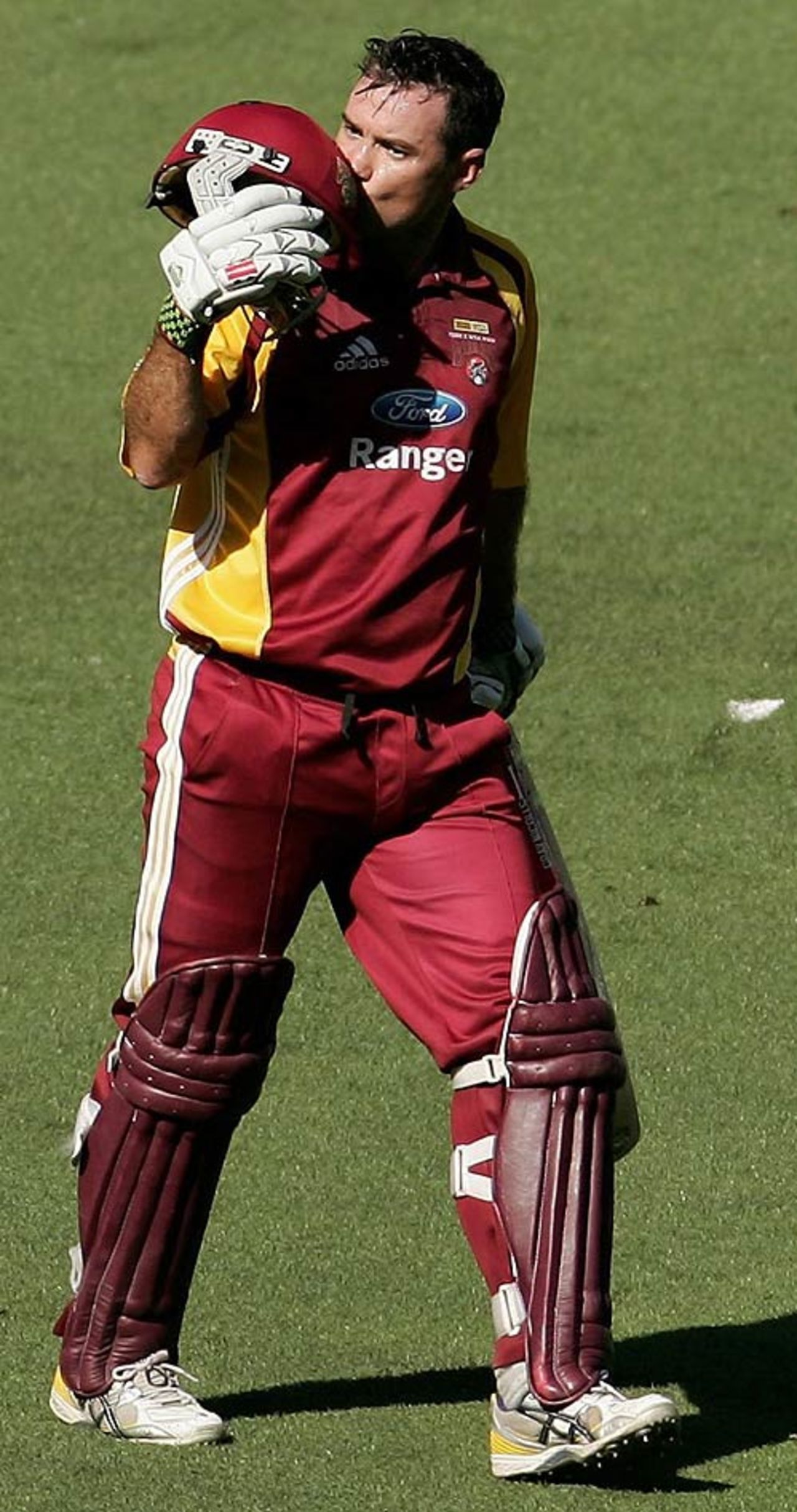 Jimmy Maher celebrates his century, Victoria v Queensland, Ford Ranger Cup final, Melbourne, February 25, 2007