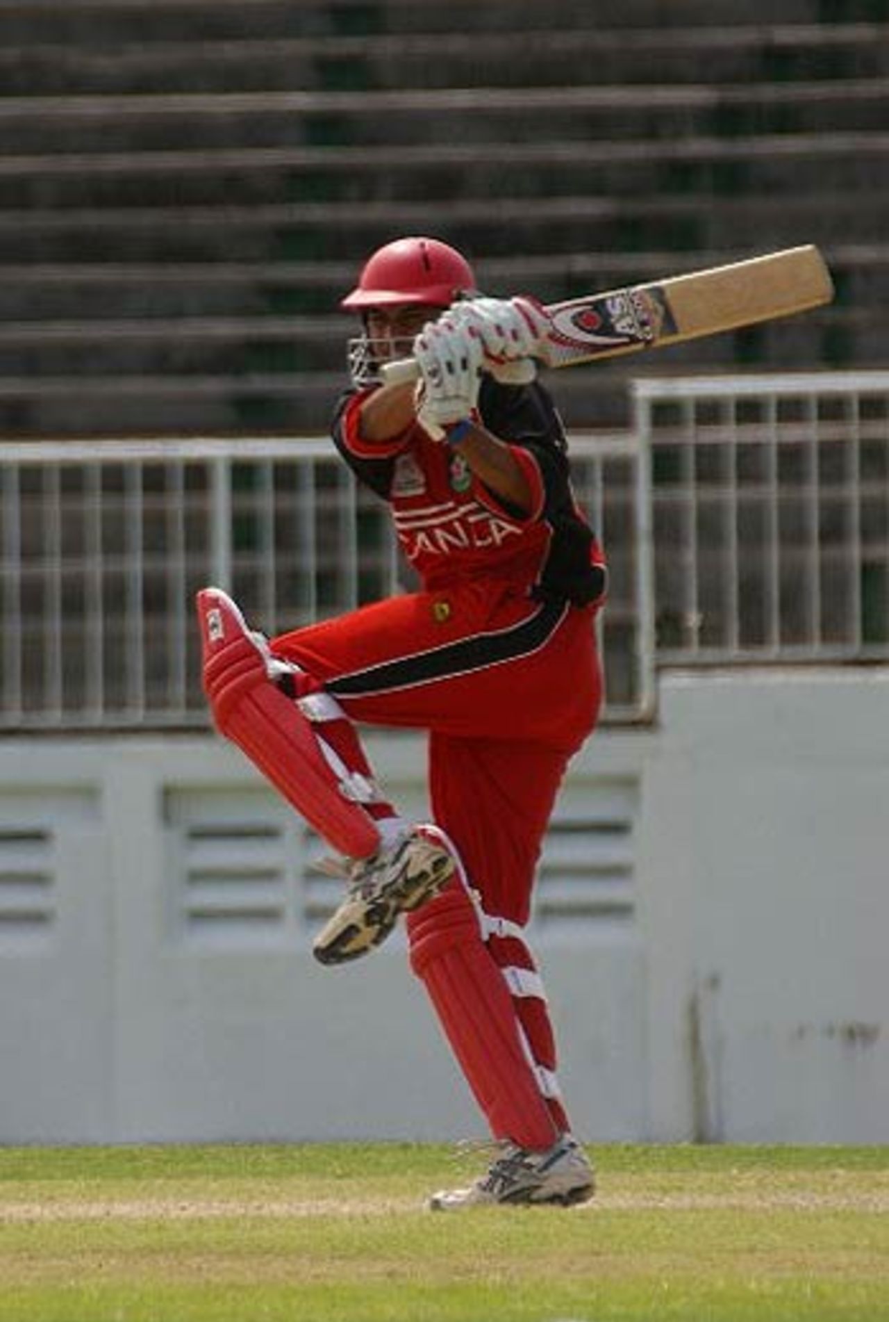 Abdool Samad pulls during his match-winning 83, Bermuda v Canada, ICC Tri-Series, 2nd match, Antigua, February 26, 2007