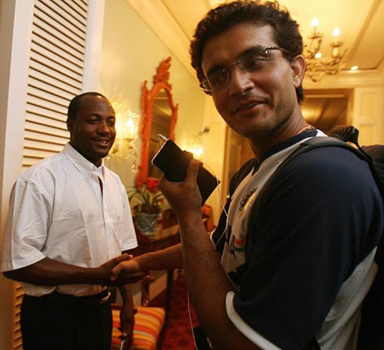 Brian Lara and Sourav Ganguly exchange pleasantries at the team hotel, Montego Bay, March 5