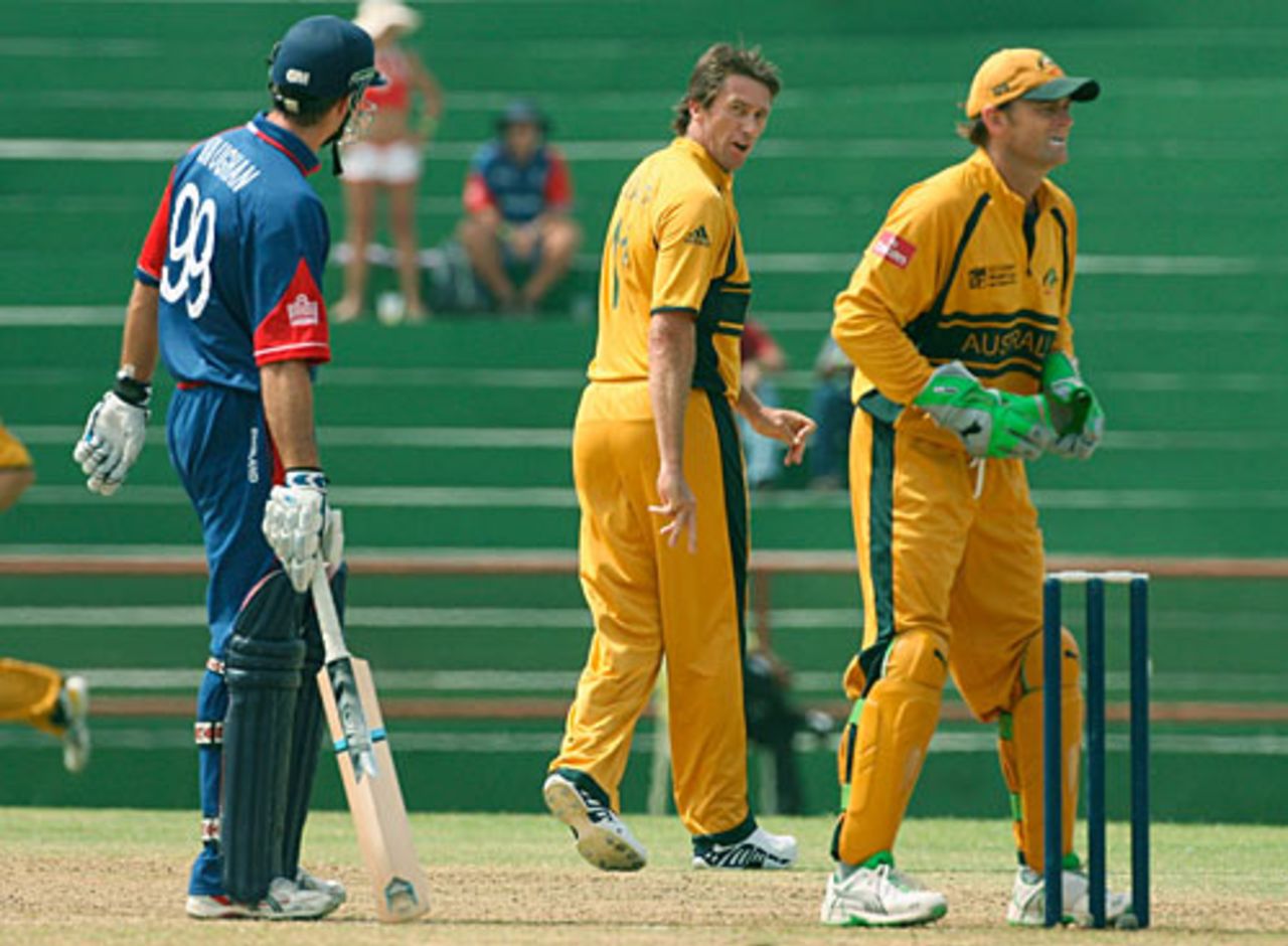 Michael Vaughan and Glenn McGrath exchange pleasantries, Australia v England, 2007 World Cup warm-up, Kingstown, March 9, 2007