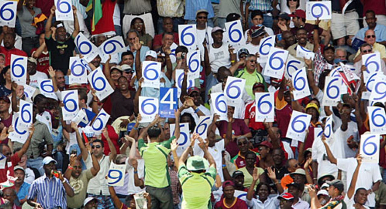 Crowds at Sabina Park signal a six, West Indies v Pakistan, Group D, Kingston, 2007 World Cup, March 13, 2007