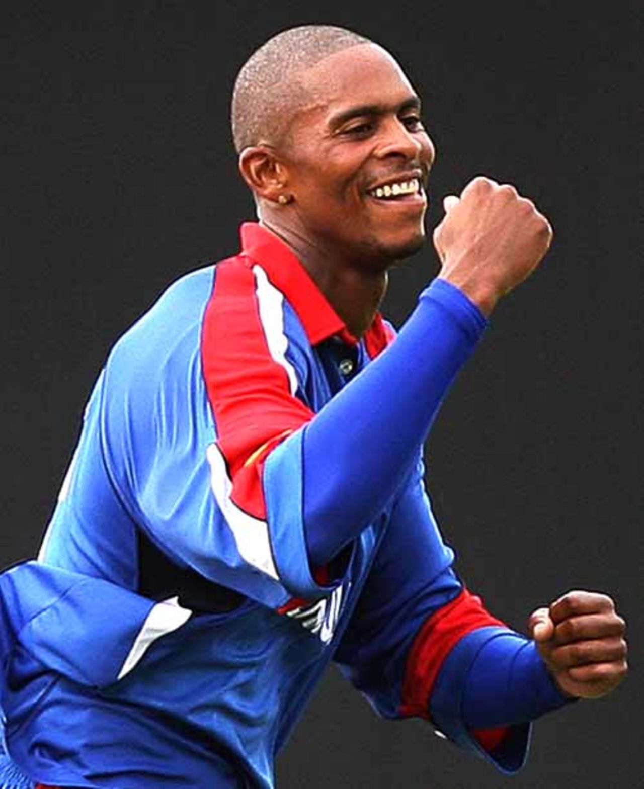 Kevin Hurdle is all smiles as Upul Tharanga walks after being caught down the leg side, Bermuda v Sri Lanka, Group B, Port of Spain, March 15, 2007