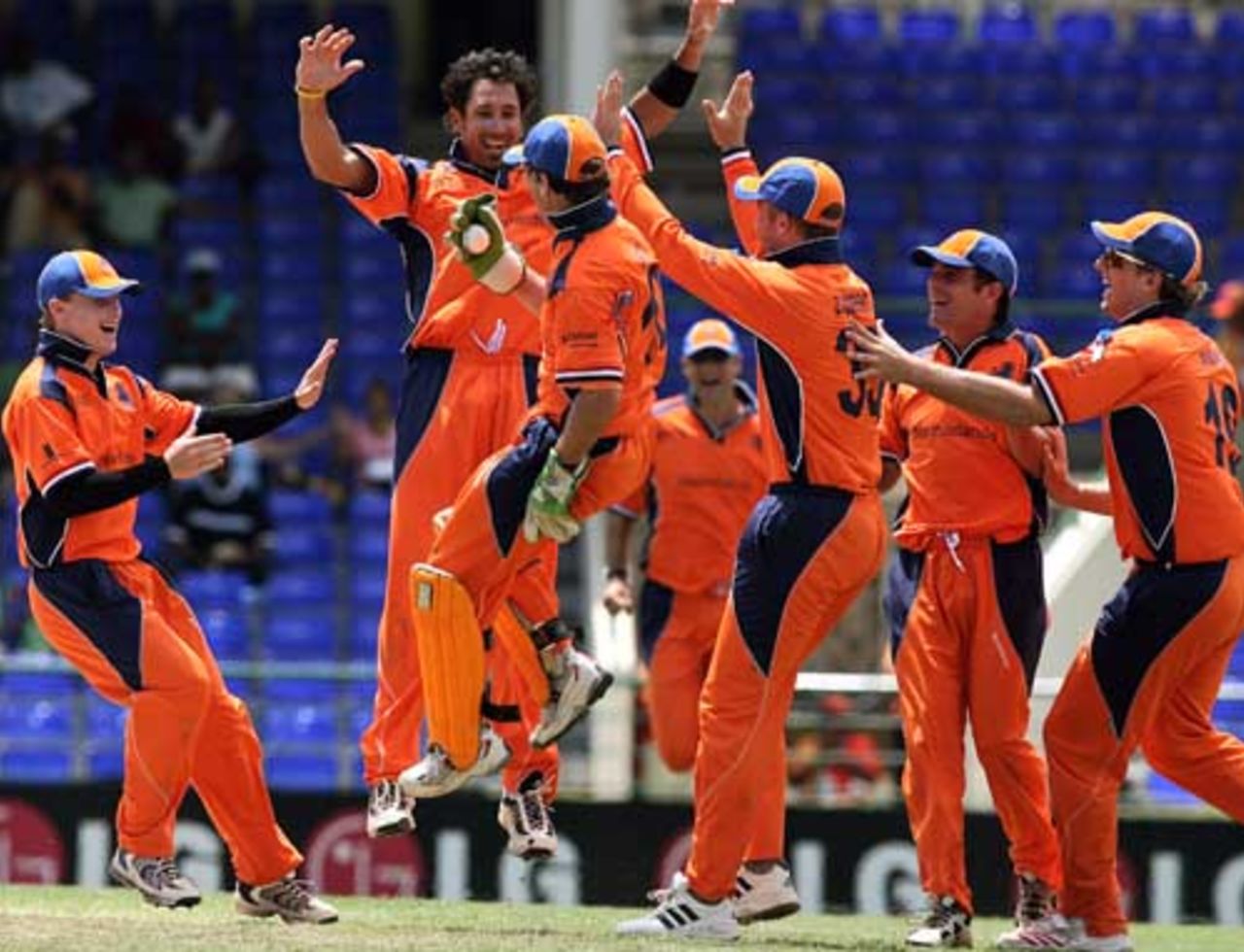 Netherlands celebrate the wicket of AB de Villiers in the very first over, Netherlands v South Africa, Group A, Bassetere, March 16, 2007