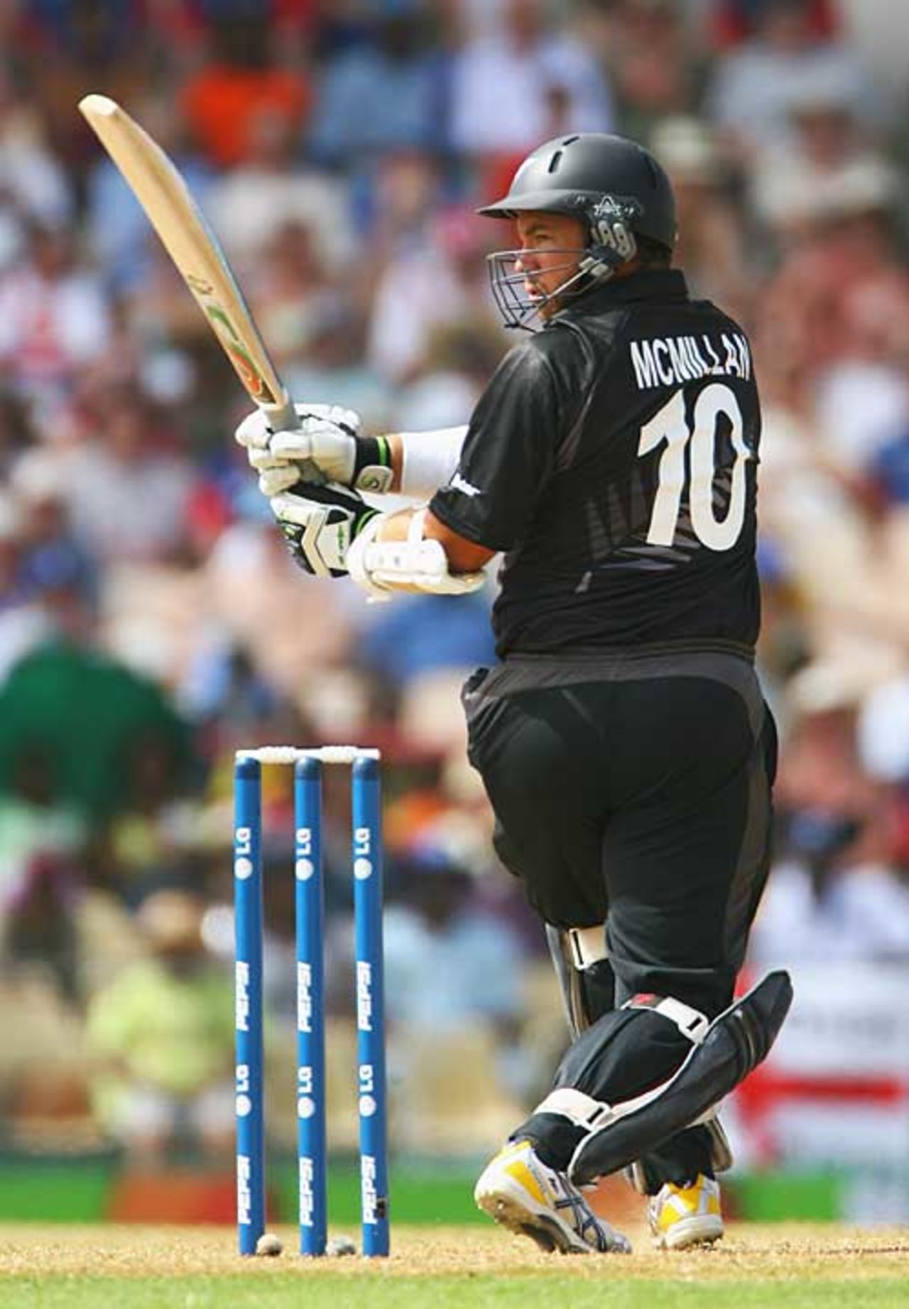 Craig McMillan played his shots from the start, England v New Zealand, Group C, Gros Islet, March 16, 2007