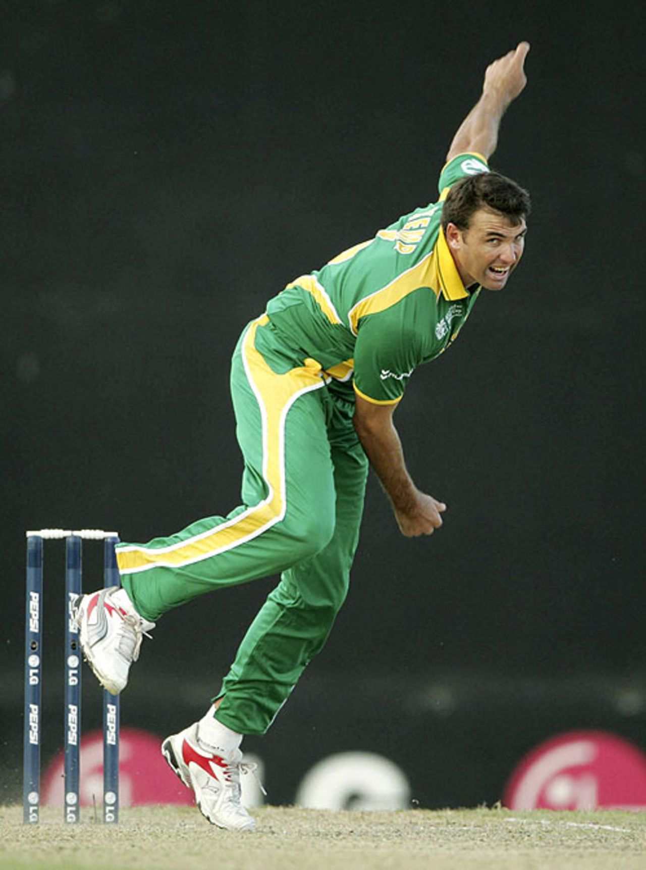 Justin Kemp didn't get a bat, but he did pick up two wickets, Netherlands v South Africa, Group A, St Kitts, March 16, 2007