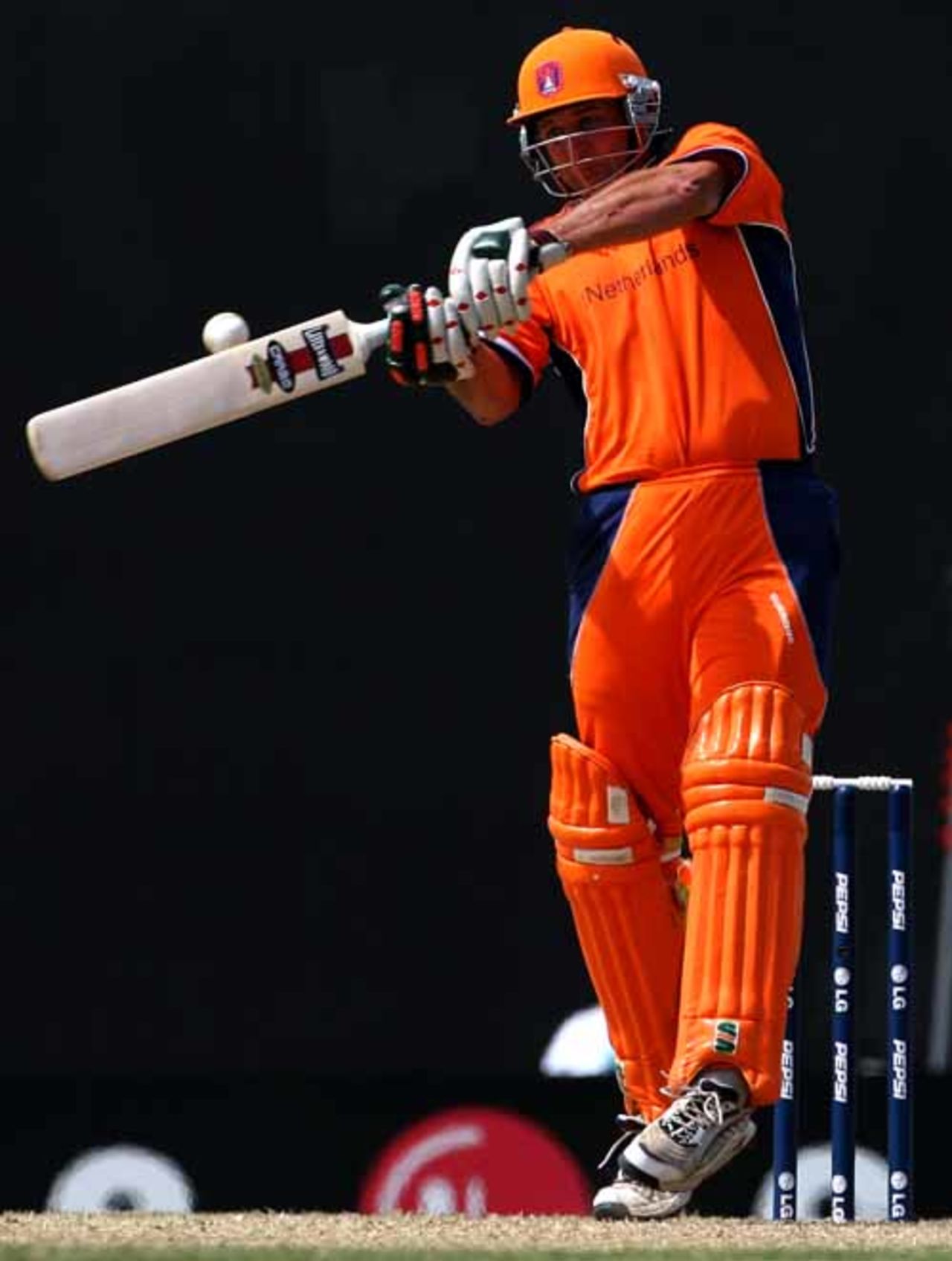 Darron Reekers was the only Netherlands top-order batsman to get to double figures, Australia v Netherlands, Group A, St Kitts, March 18, 2007